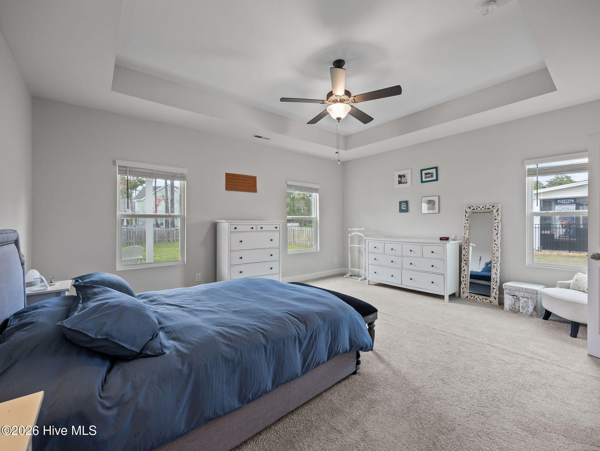 100562979 | Photo 16