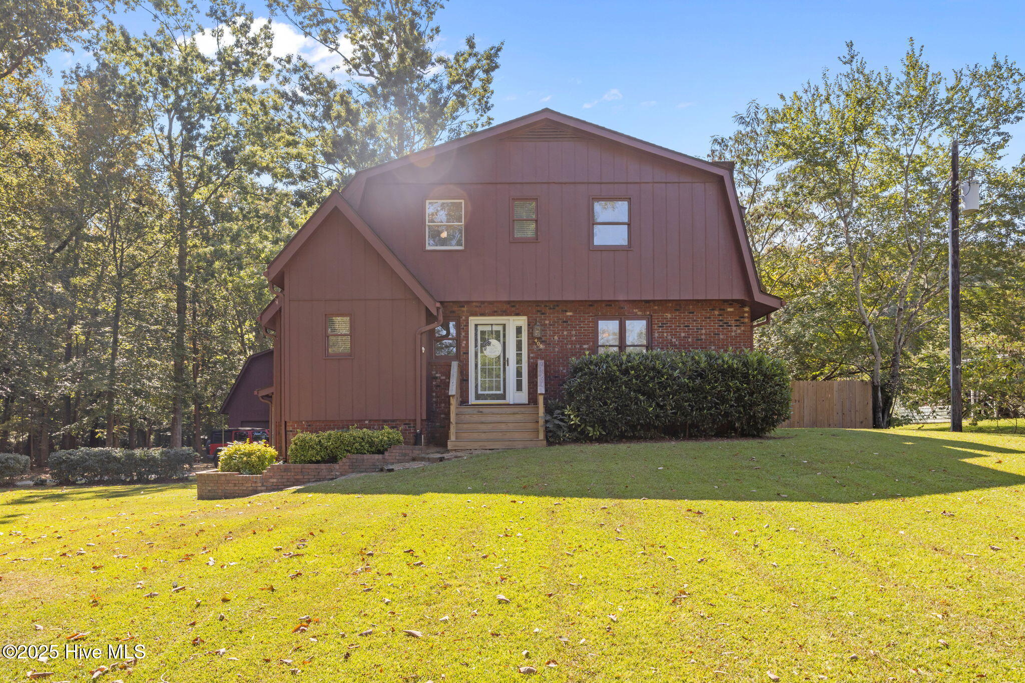 2-web-or-mls-0C0A9802