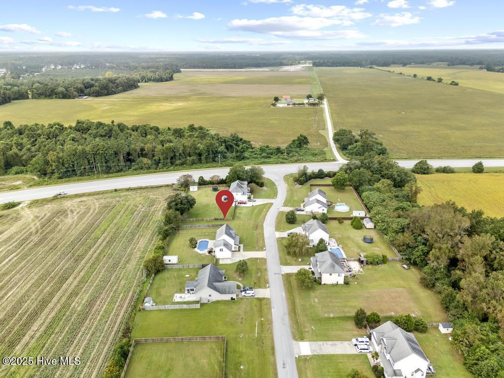 100532537 | Photo 46