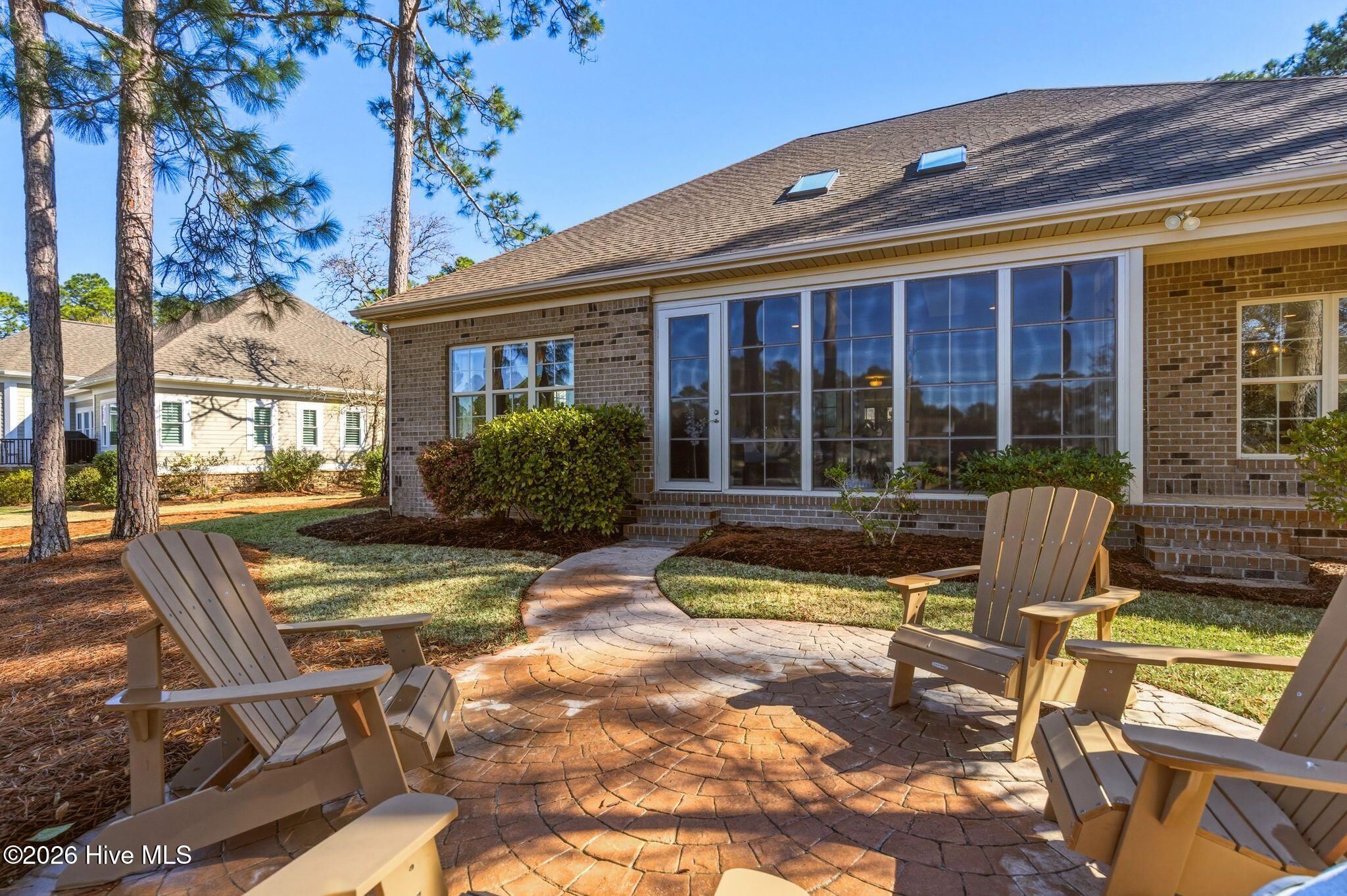 100564432 | Photo 47