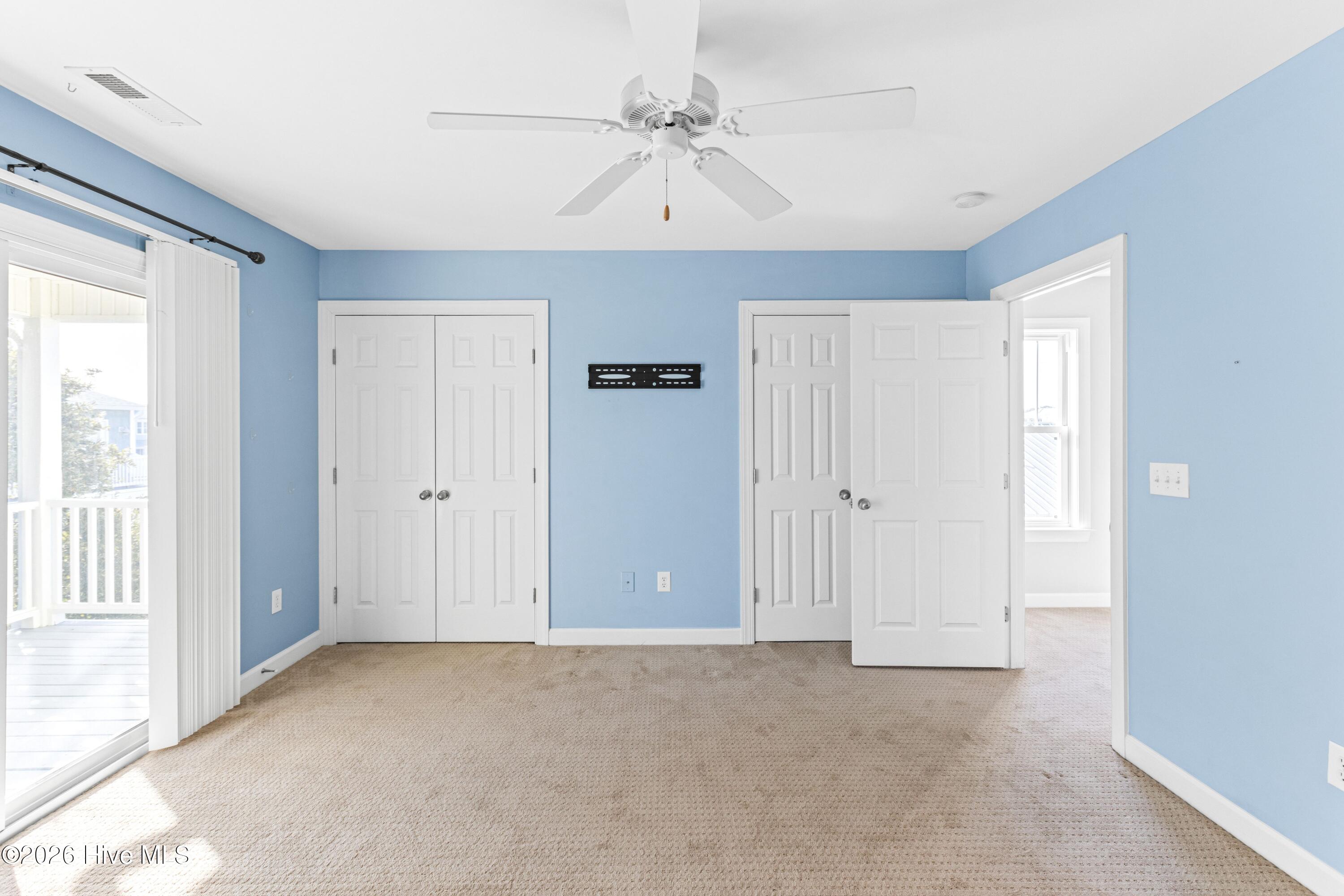 100550926 | Photo 19