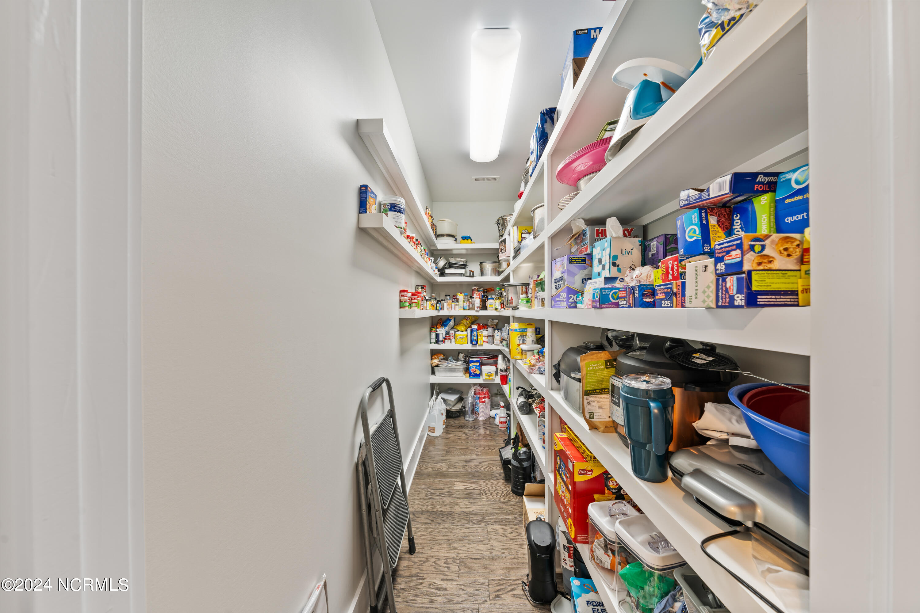 100462774 | Photo 33