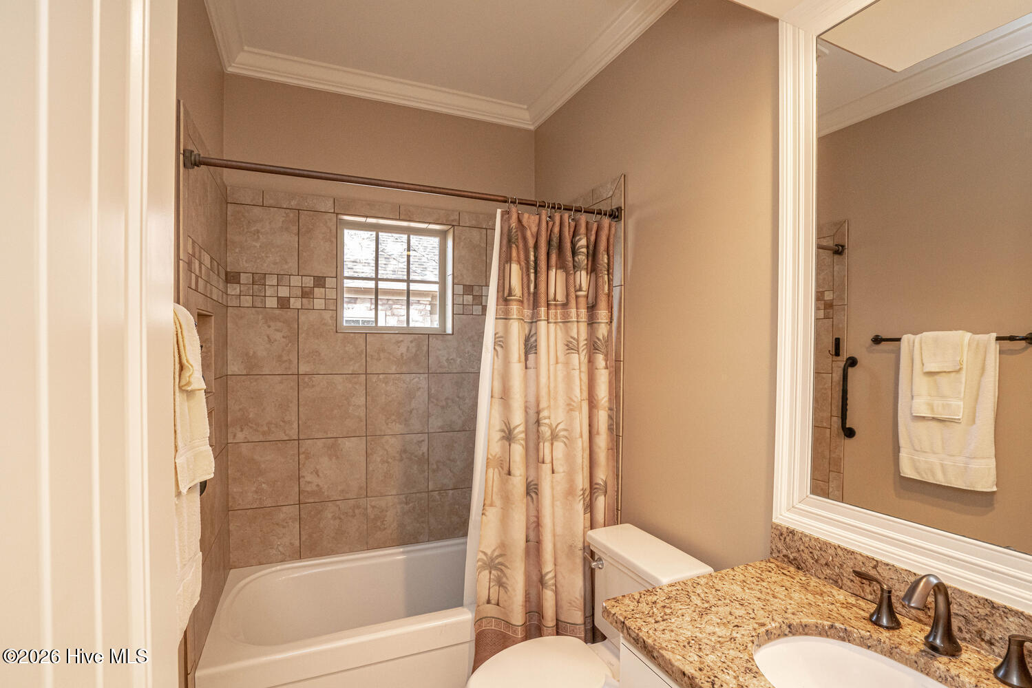 100552025 | Photo 48