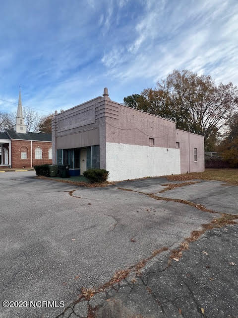 1112 Nash Street N, Wilson, NC 27893 Listing Photo  3