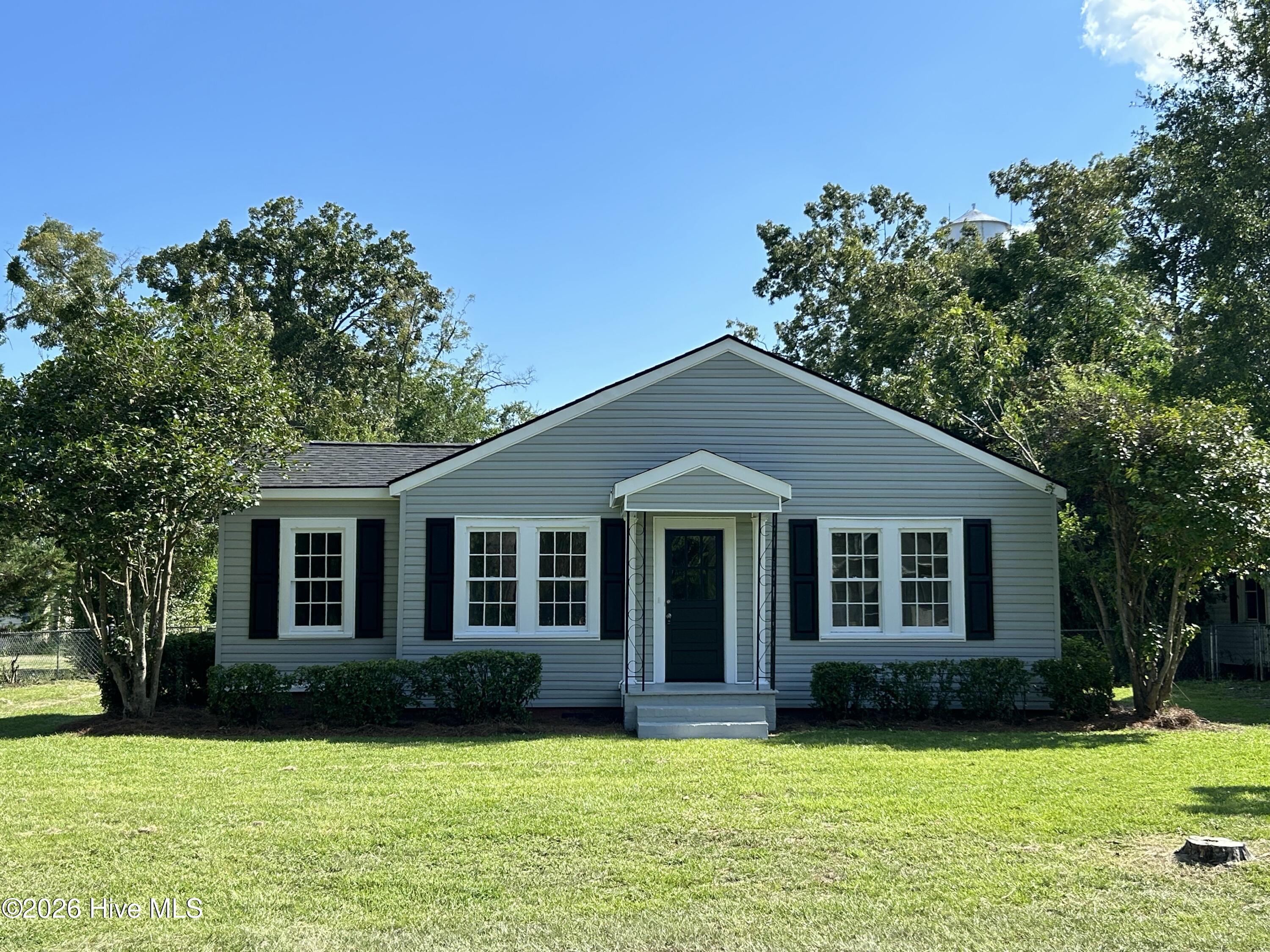 Listing Photo 100597493