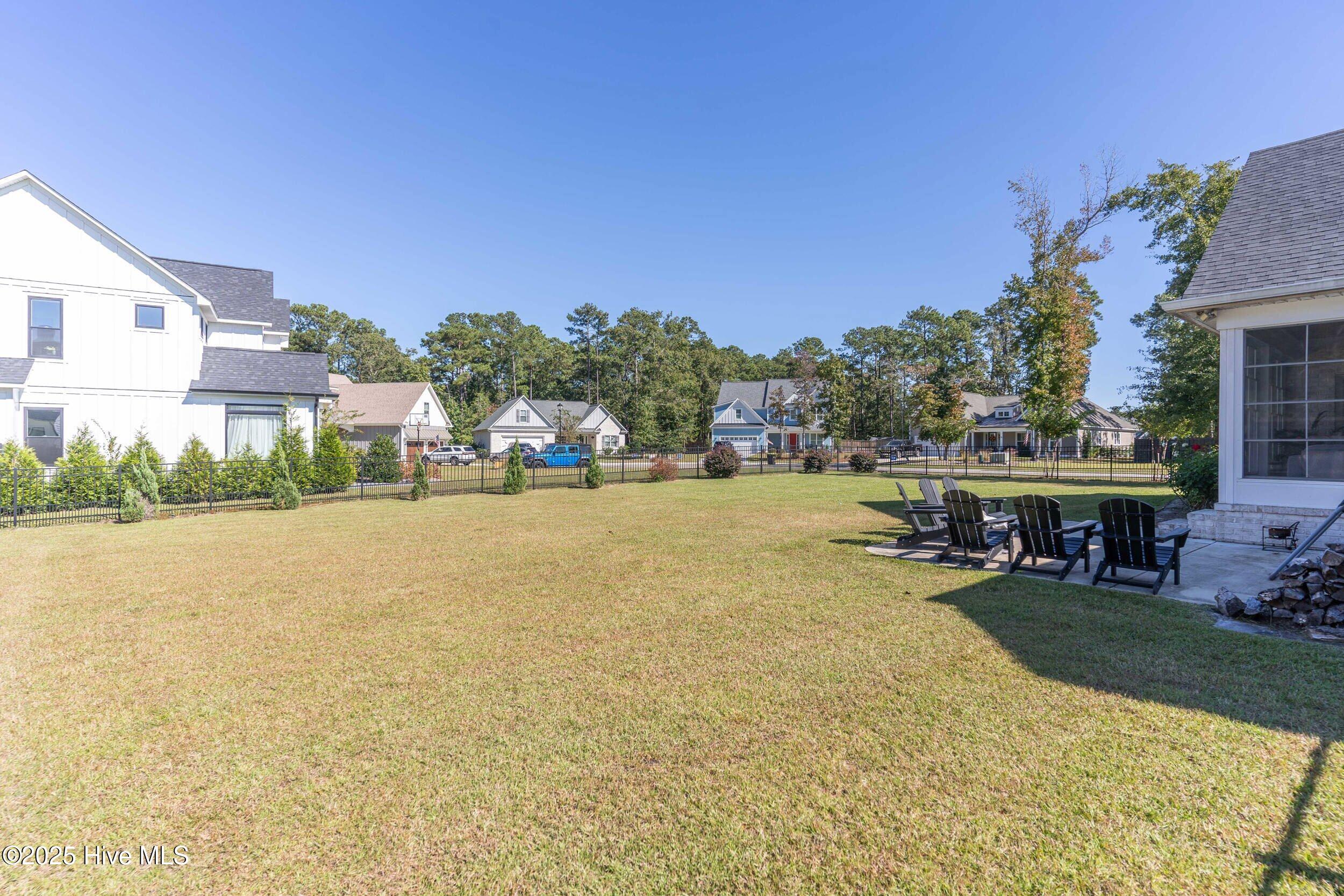 100545299 | Photo 44