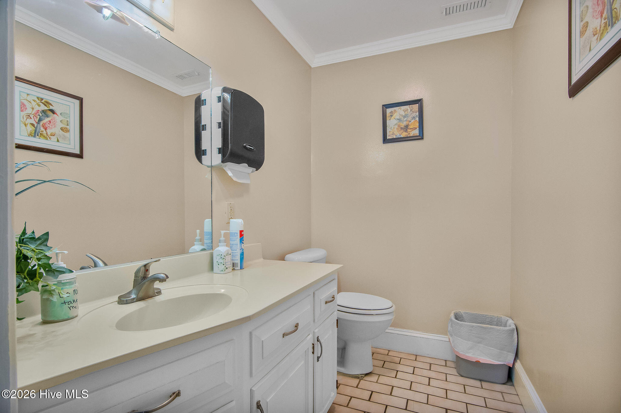 112 Old Bridge Street, Jacksonville, NC, 28540