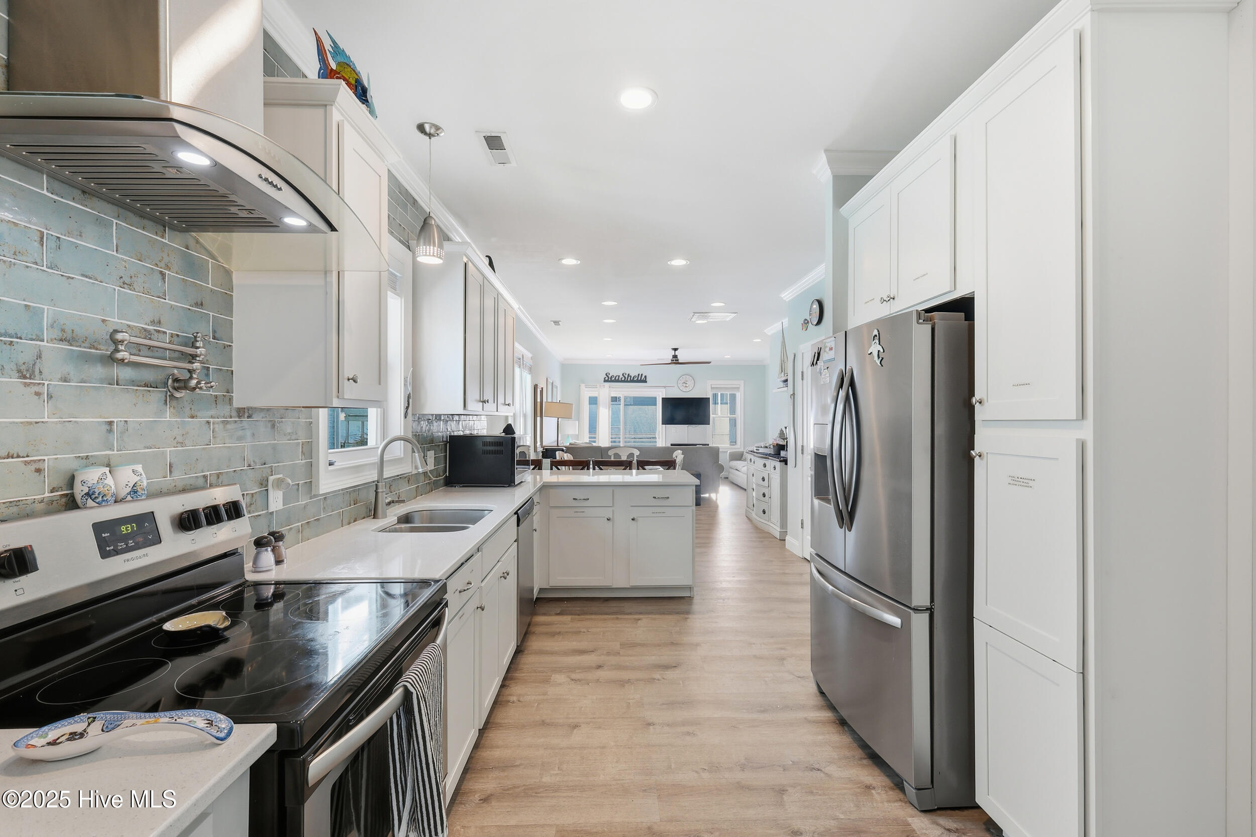 100539226 | Photo 13