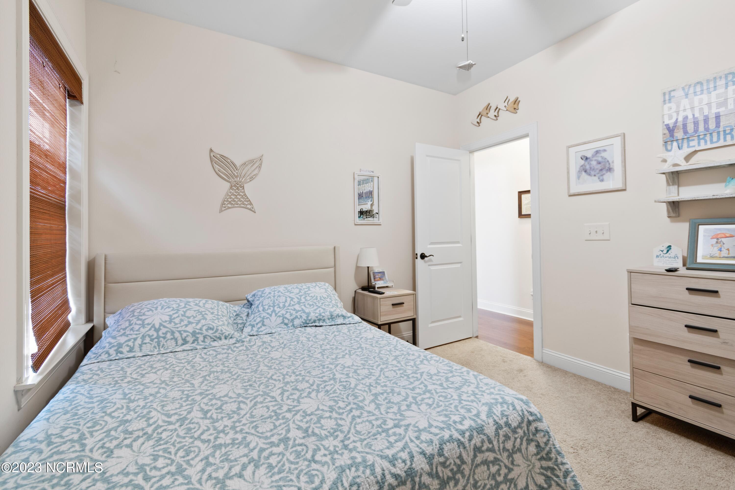 100553495 | Photo 22