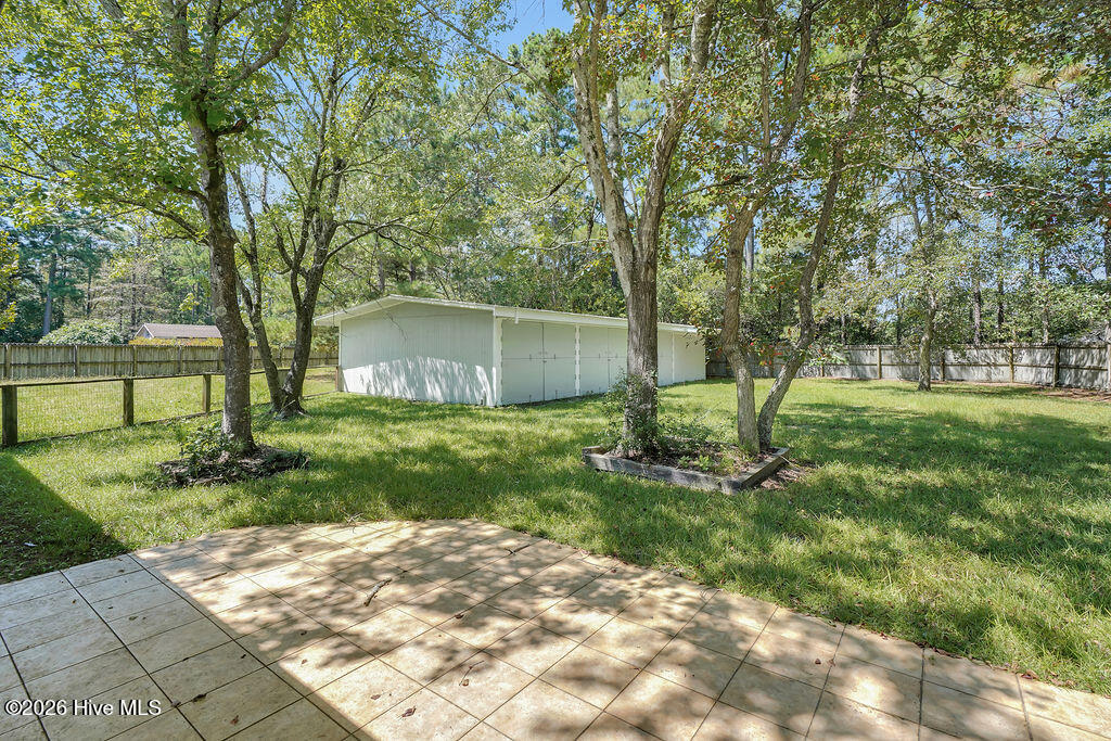 100557409 | Photo 33