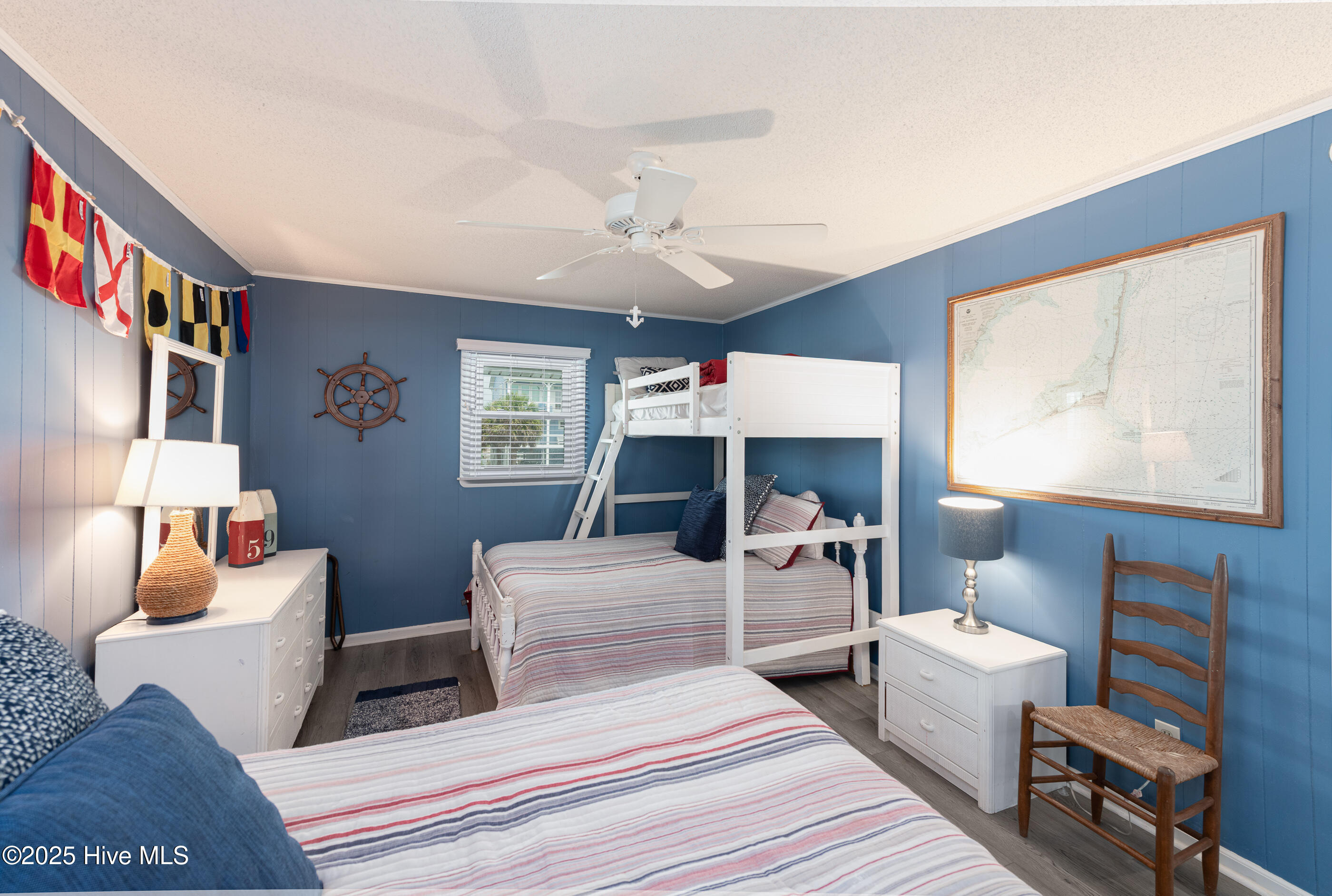 100557462 | Photo 29