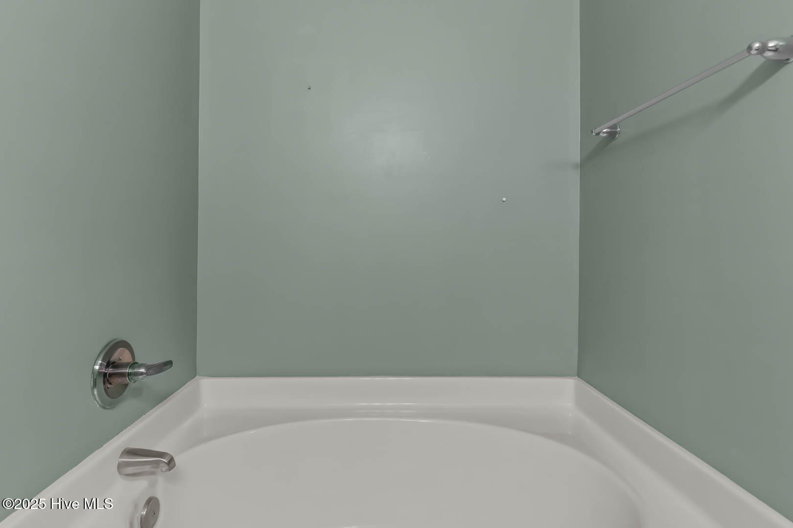 100576998 | Photo 26