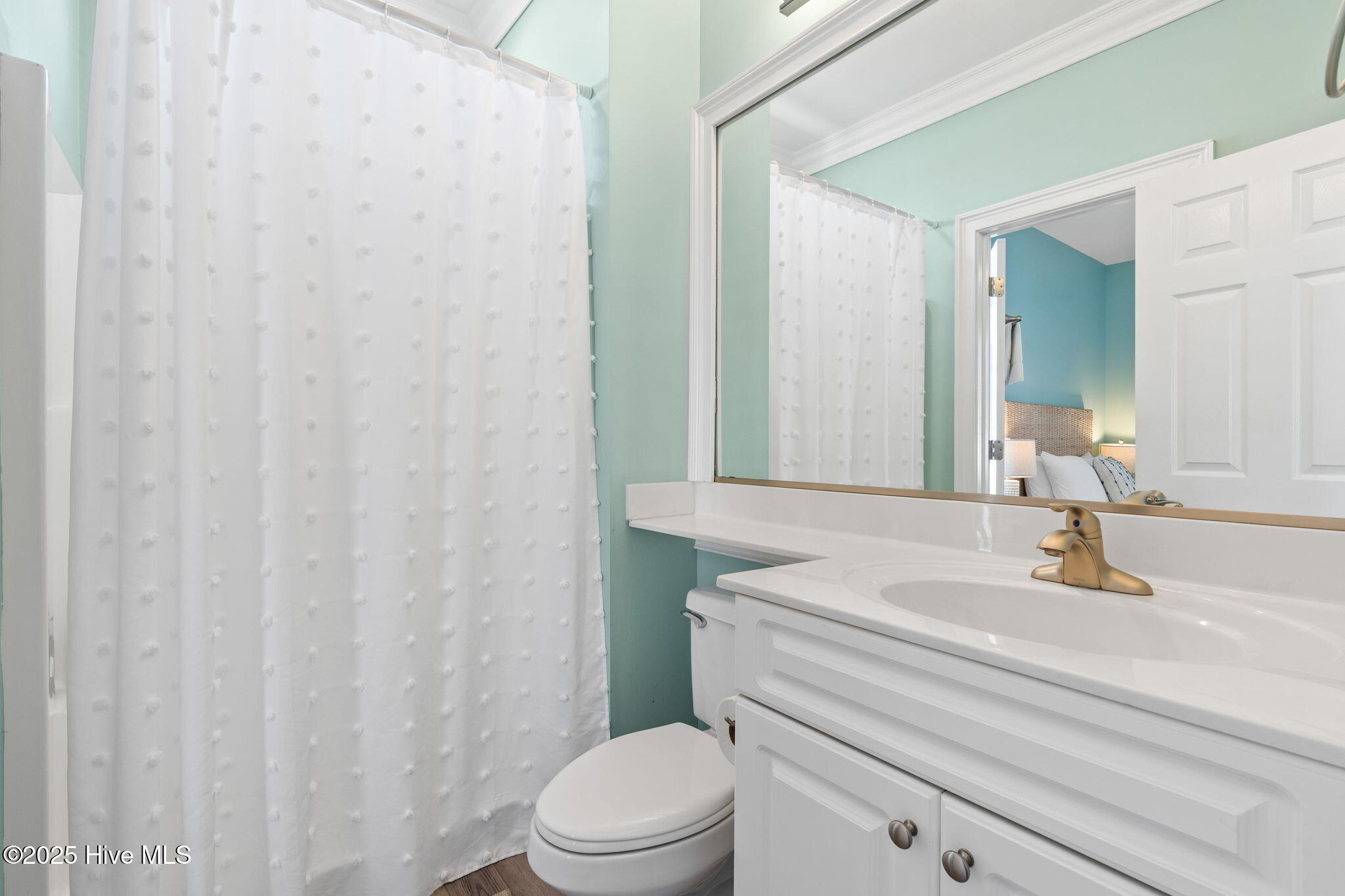 100535971 | Photo 24