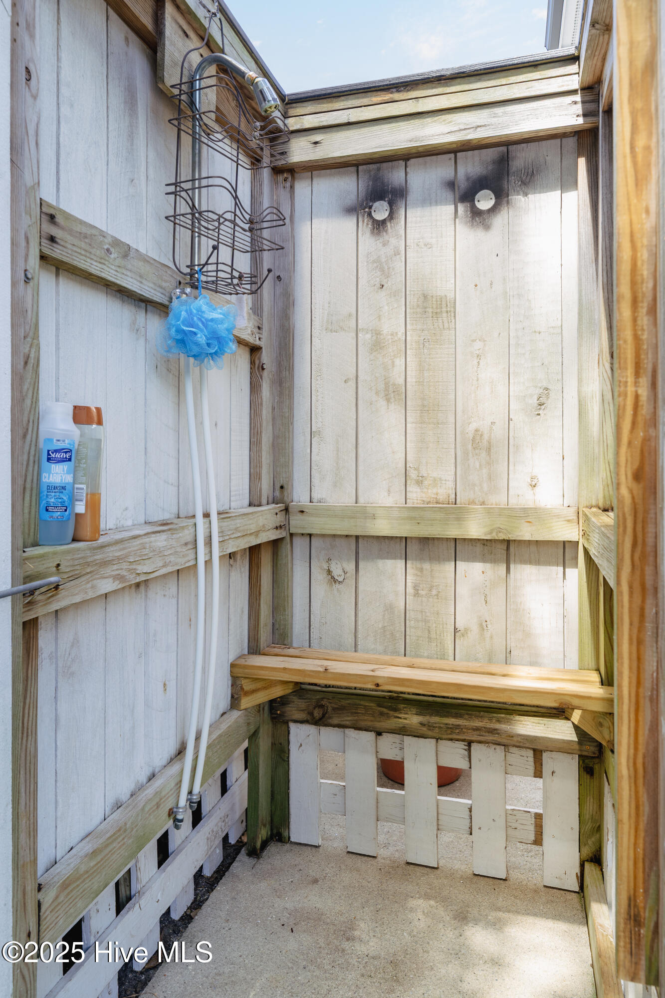 100557788 | Photo 31