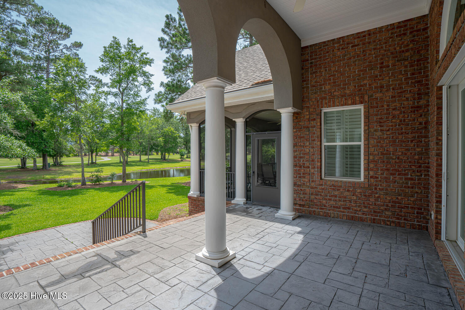 100513724 | Photo 52