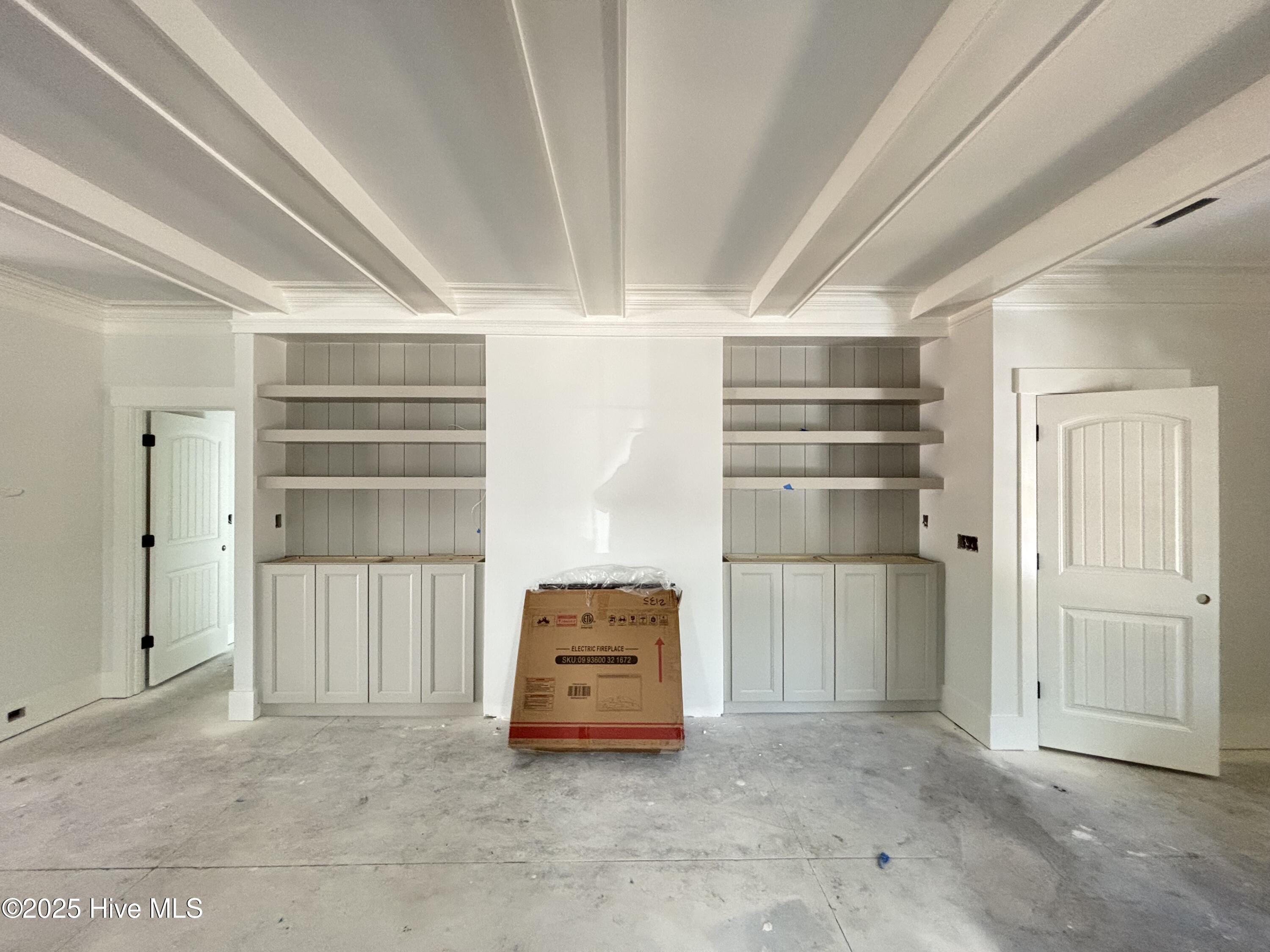 100516675 | Photo 32