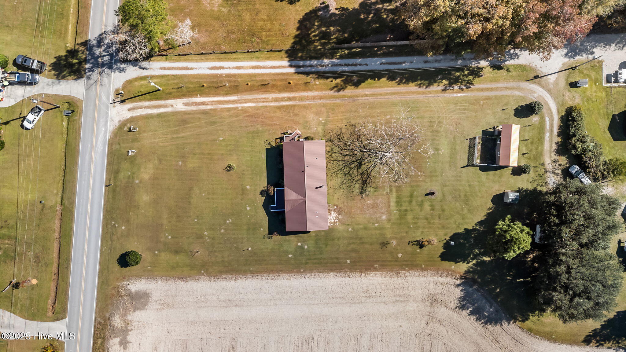 100540304 | Photo 42