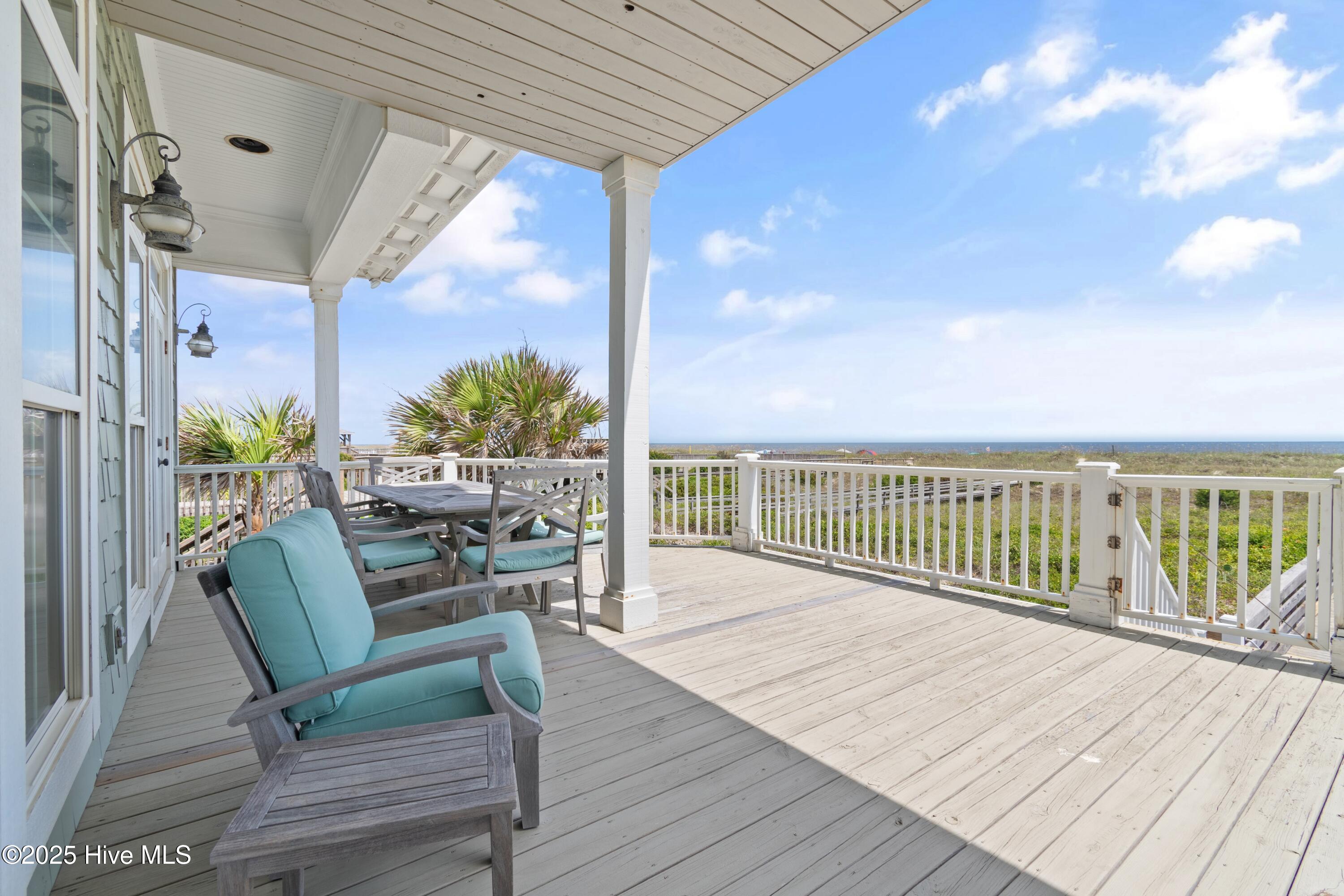 100519693 | Photo 49