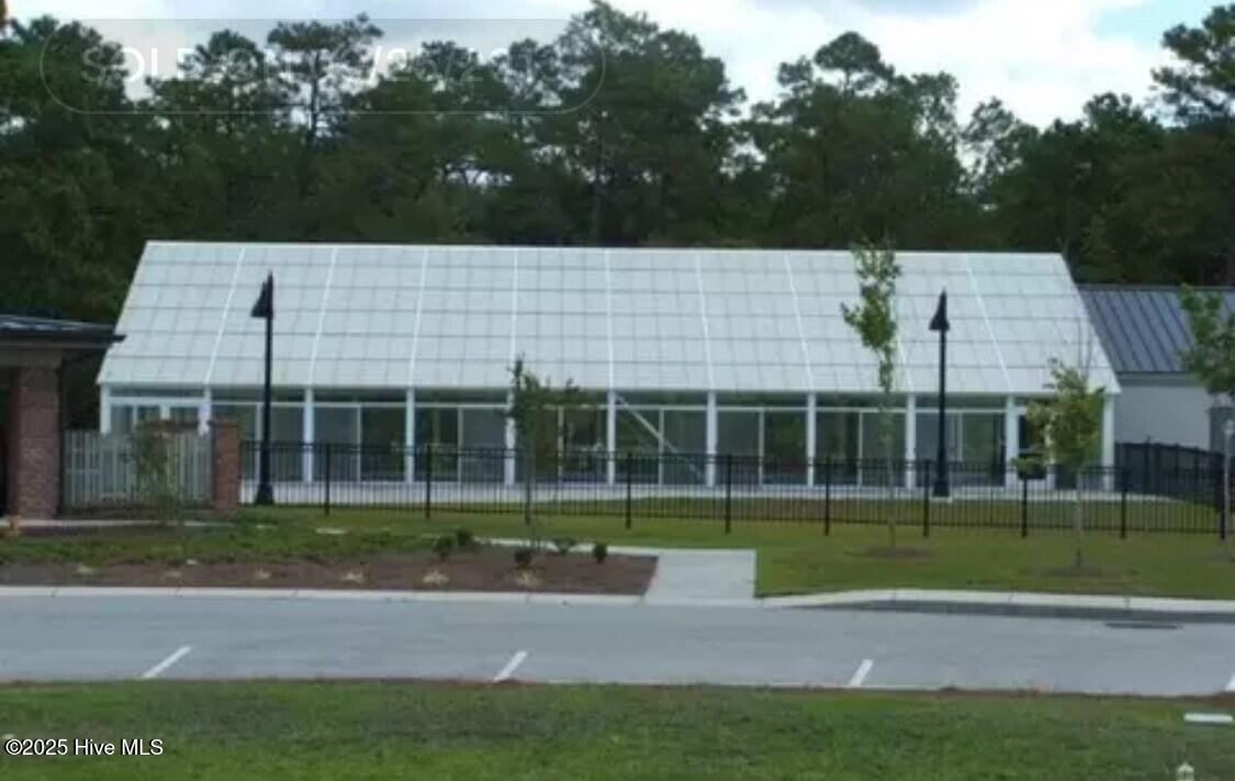 100544454 | Photo 34