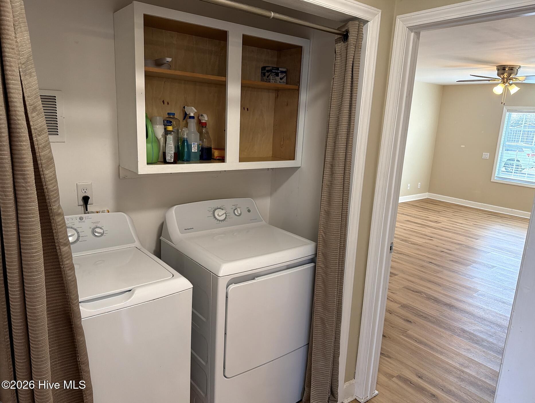 100556297 | Photo 12