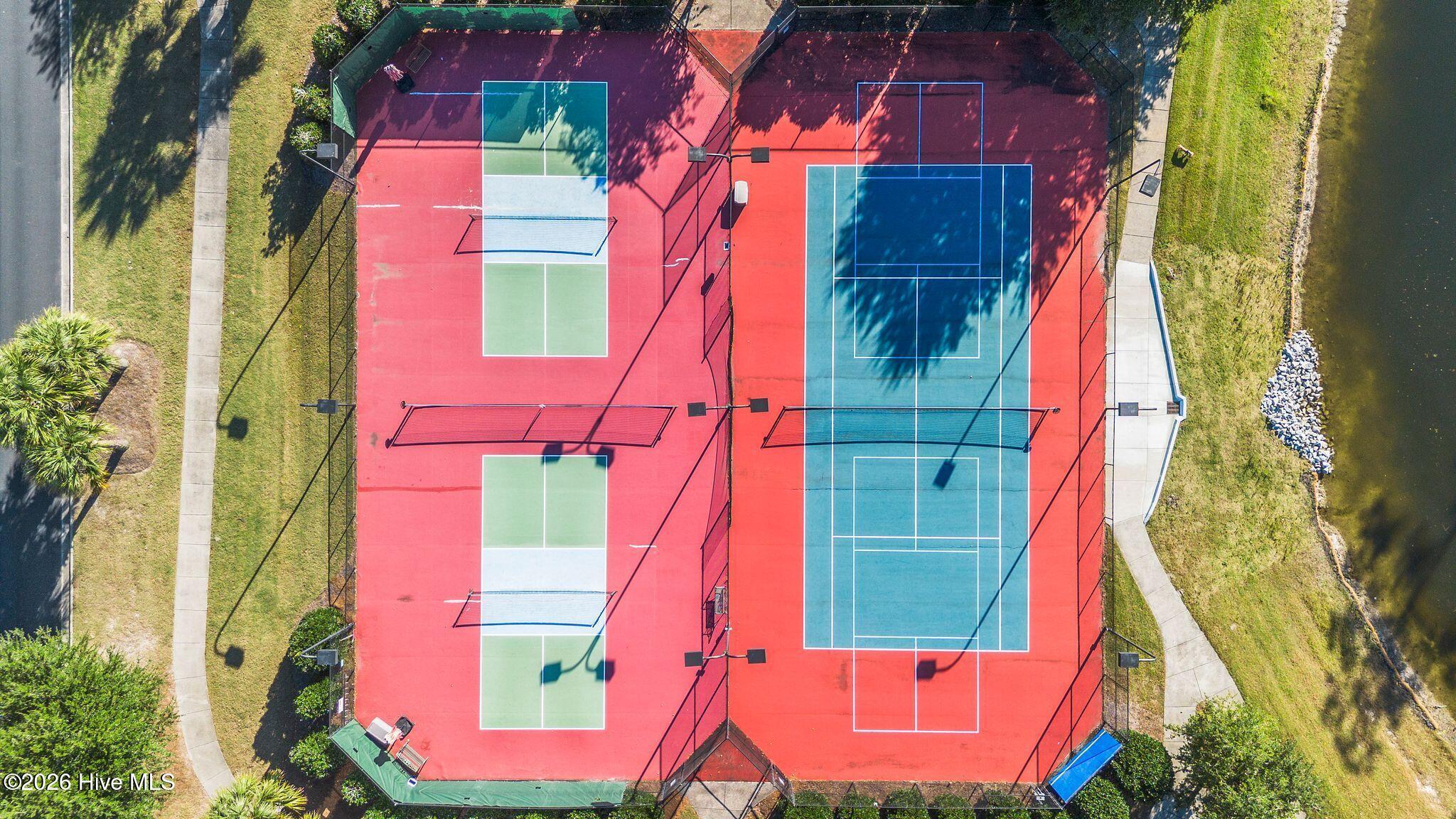 100551646 | Photo 65