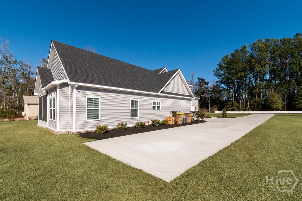 Additional Concrete driveway space