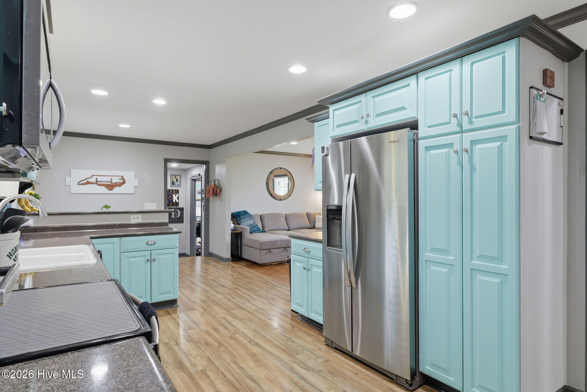 100570539 | Photo 12