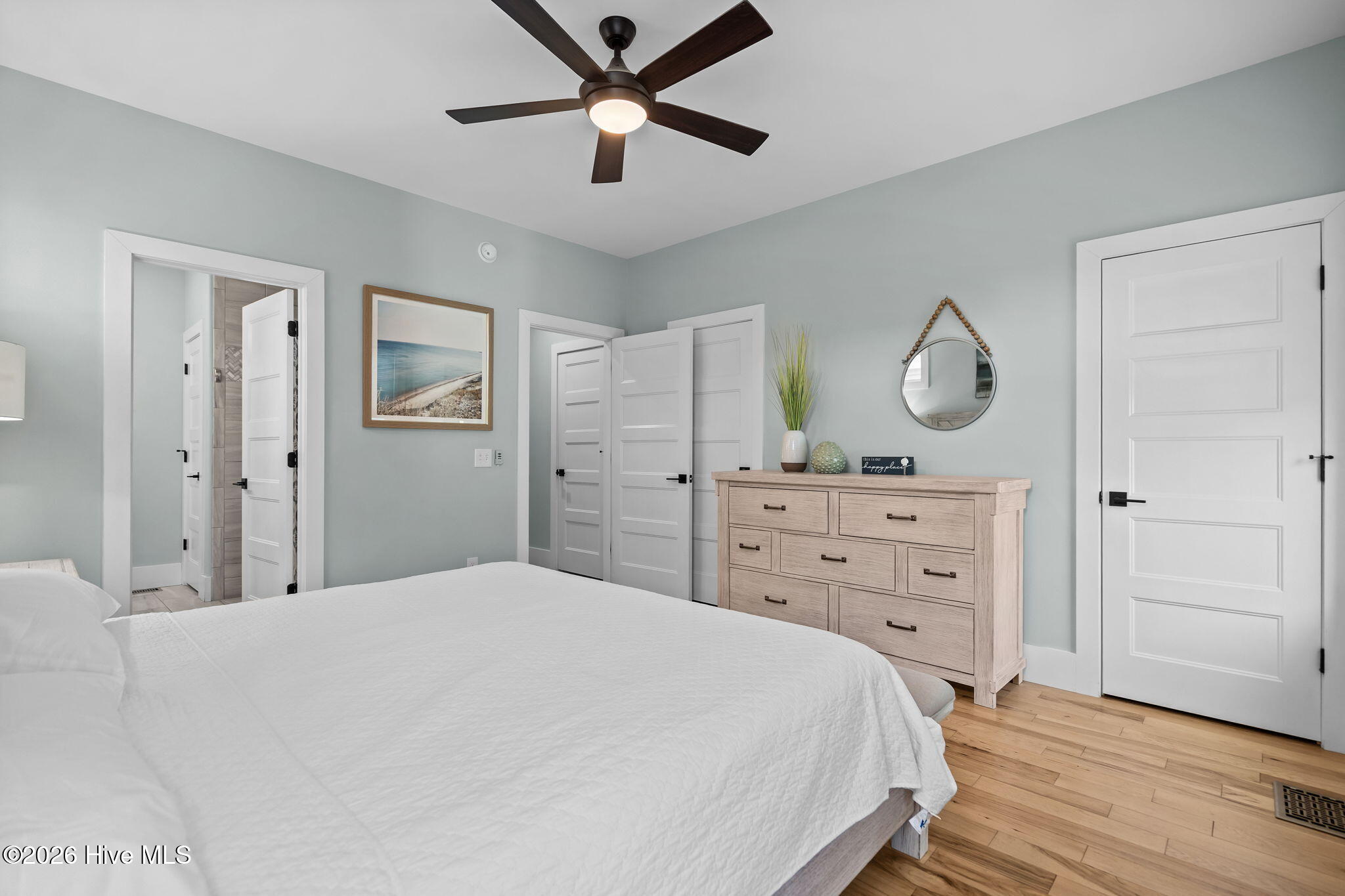 100552743 | Photo 21