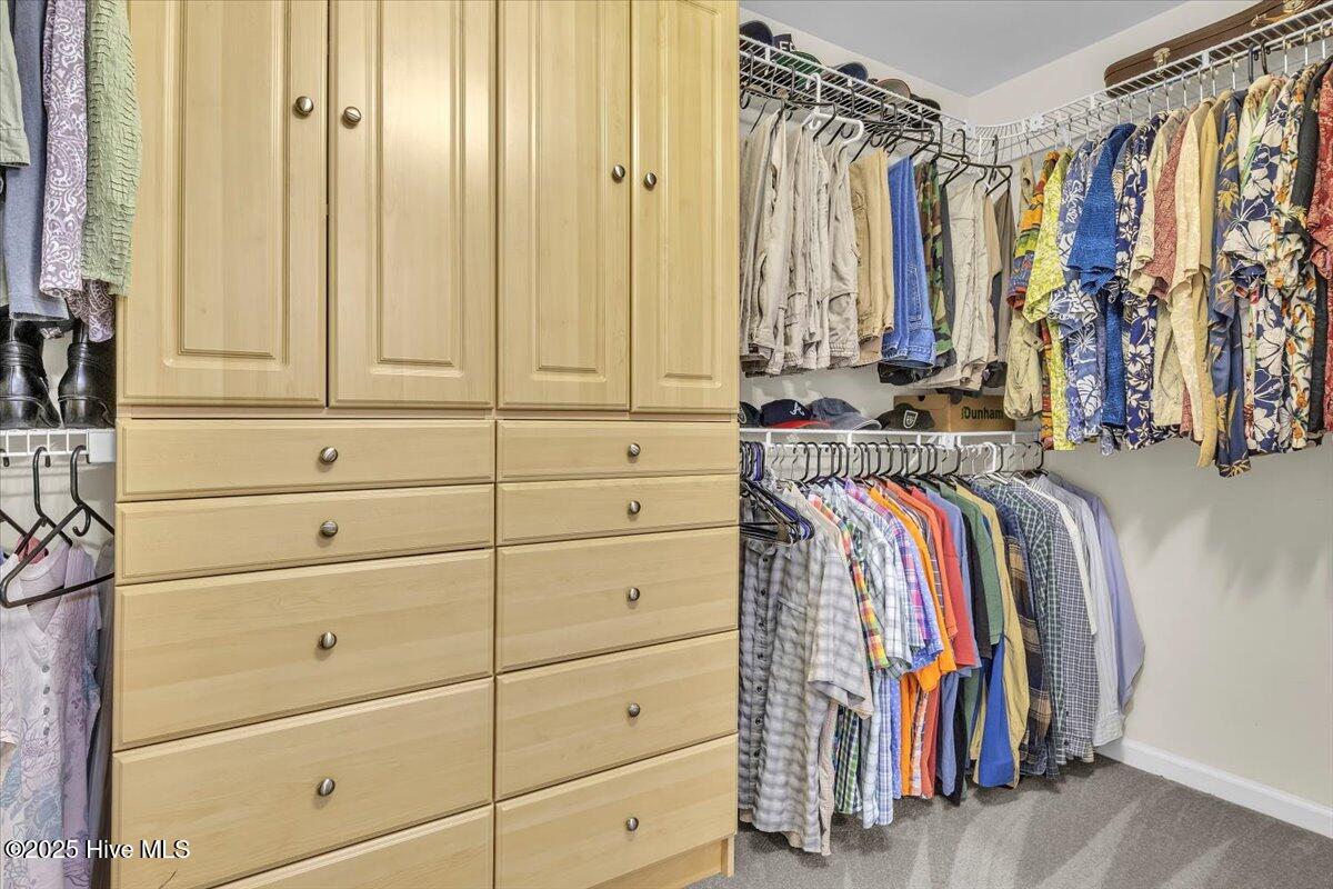 100536639 | Photo 40