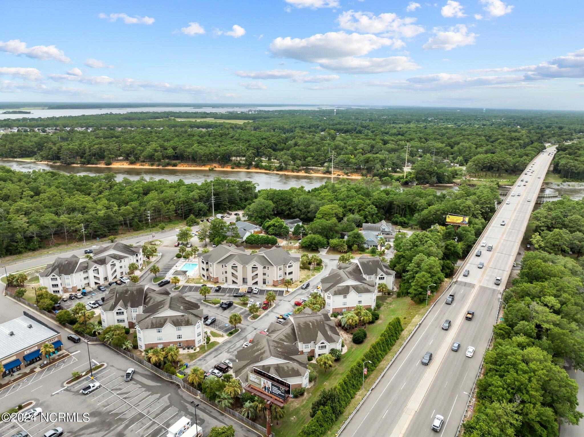 100537994 | Photo 44