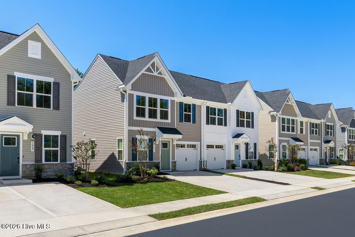 100560070 | Photo 22