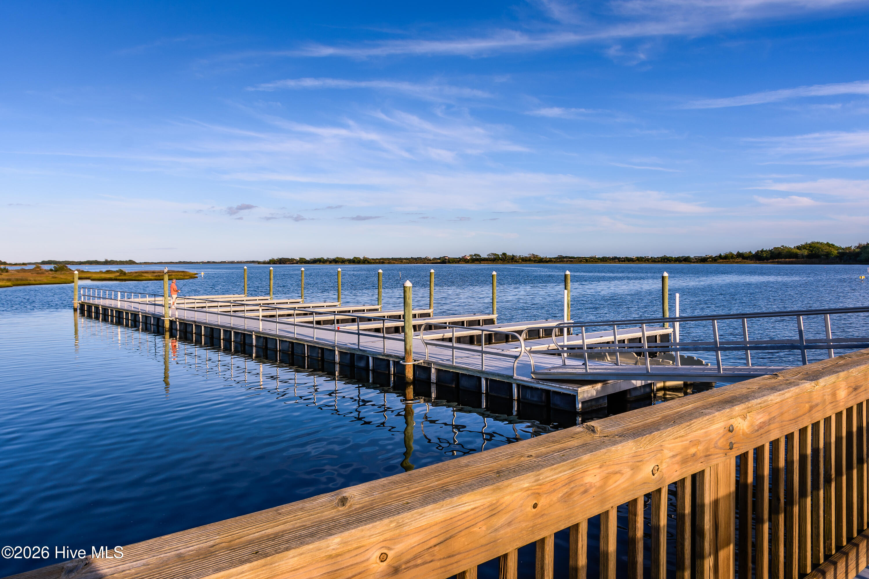 100556932 | Photo 58