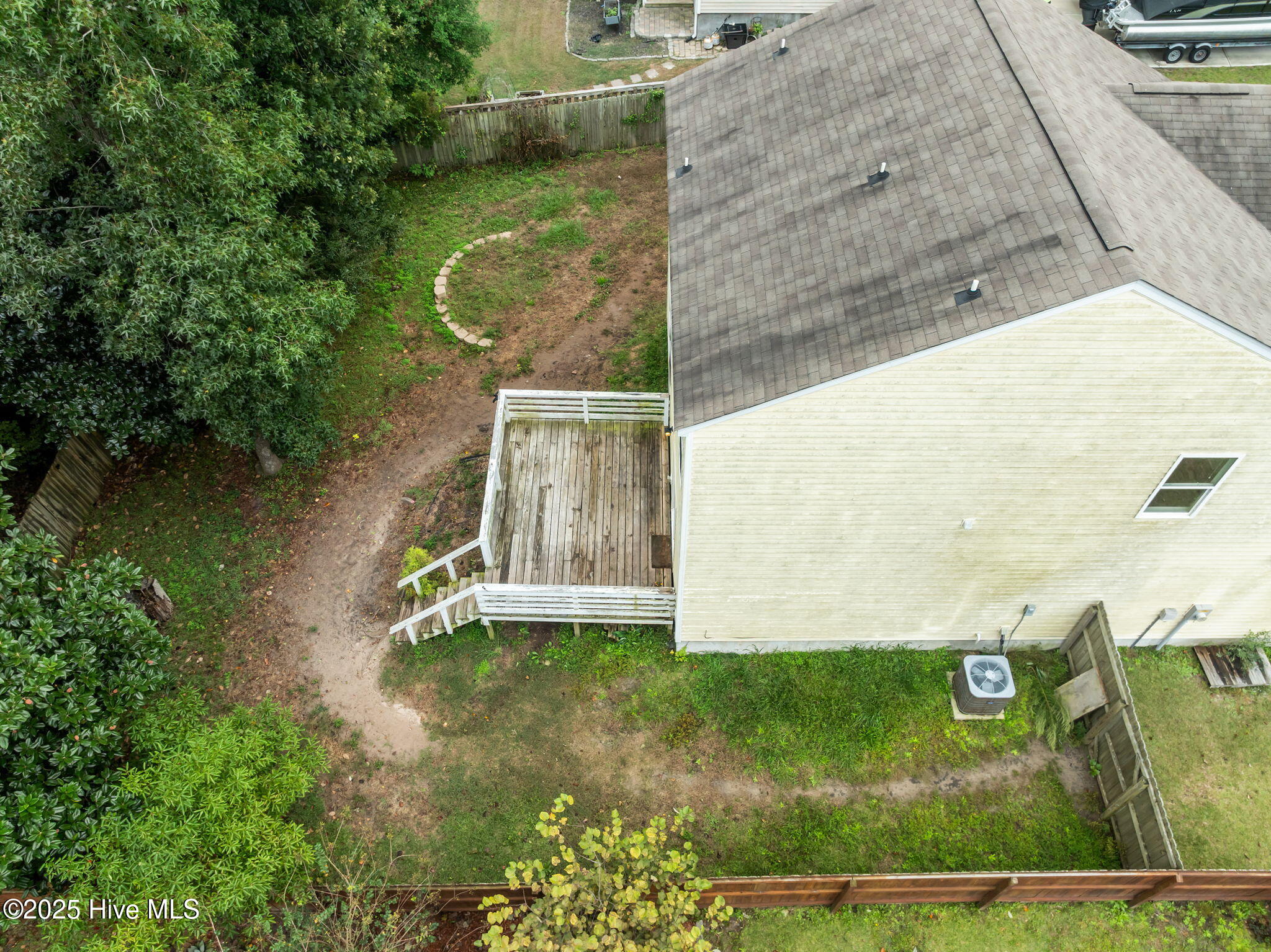 100536661 | Photo 39