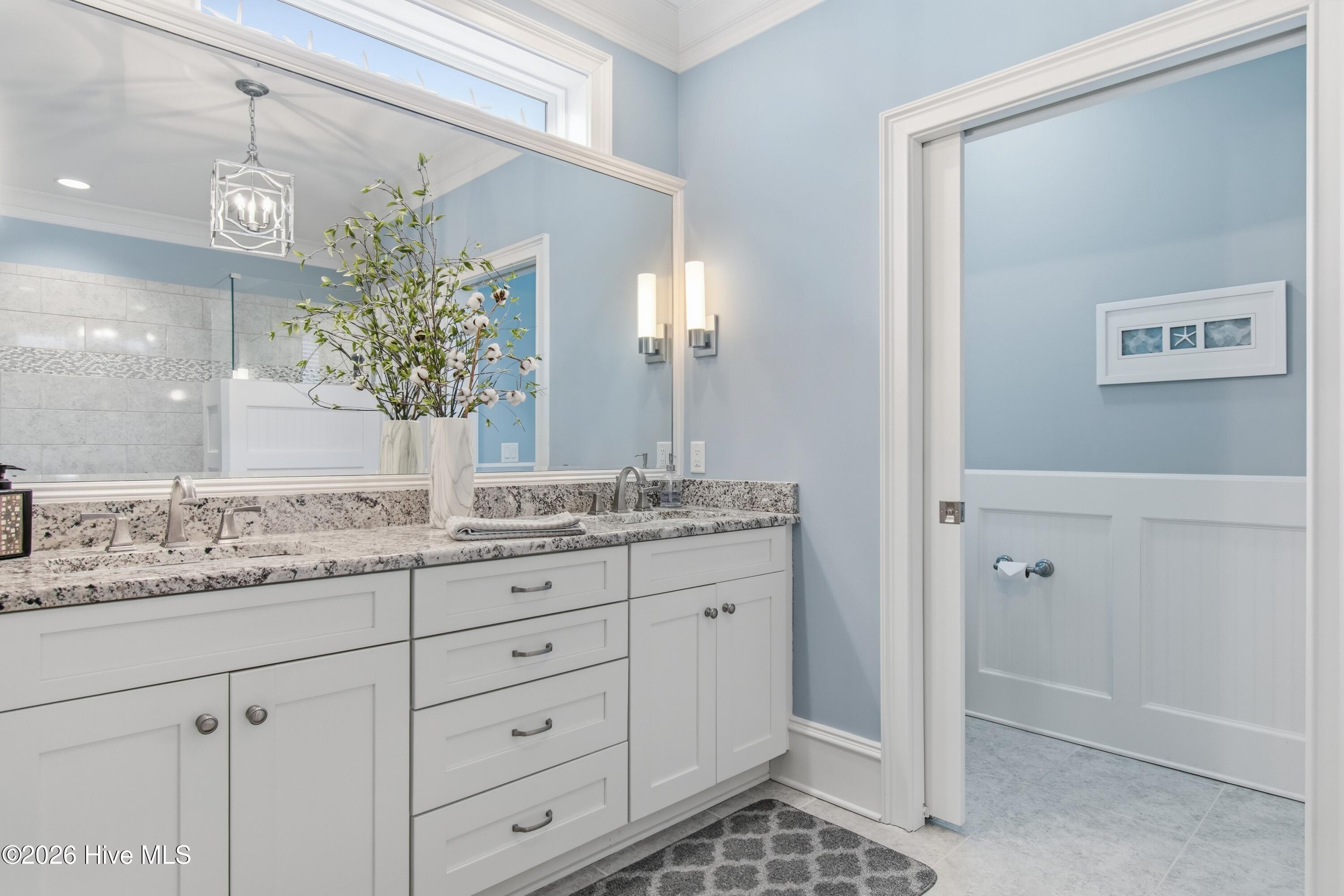 100555606 | Photo 36