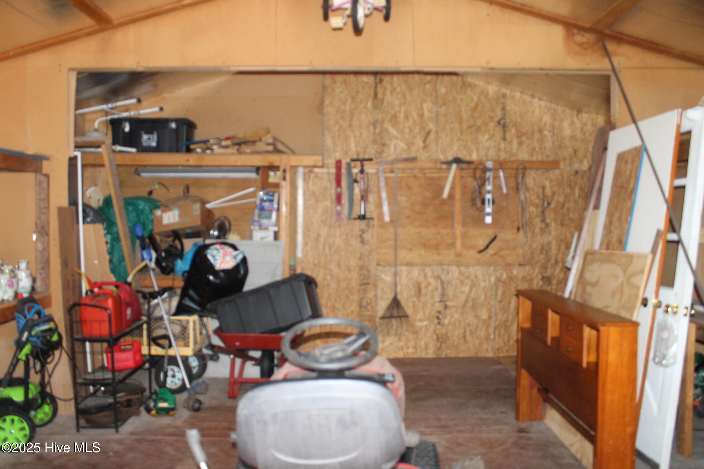 100544529 | Photo 28