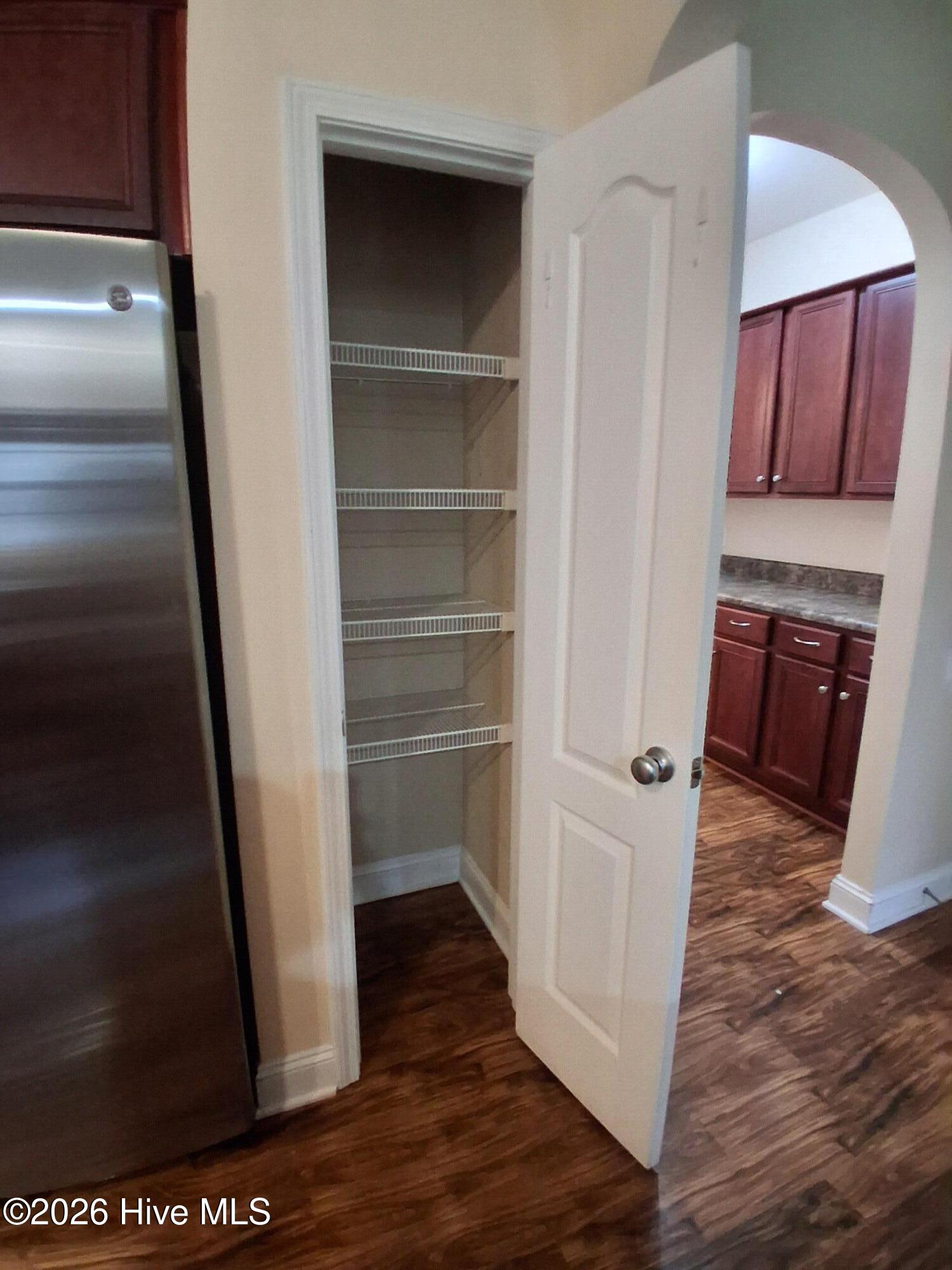 100504331 | Photo 19