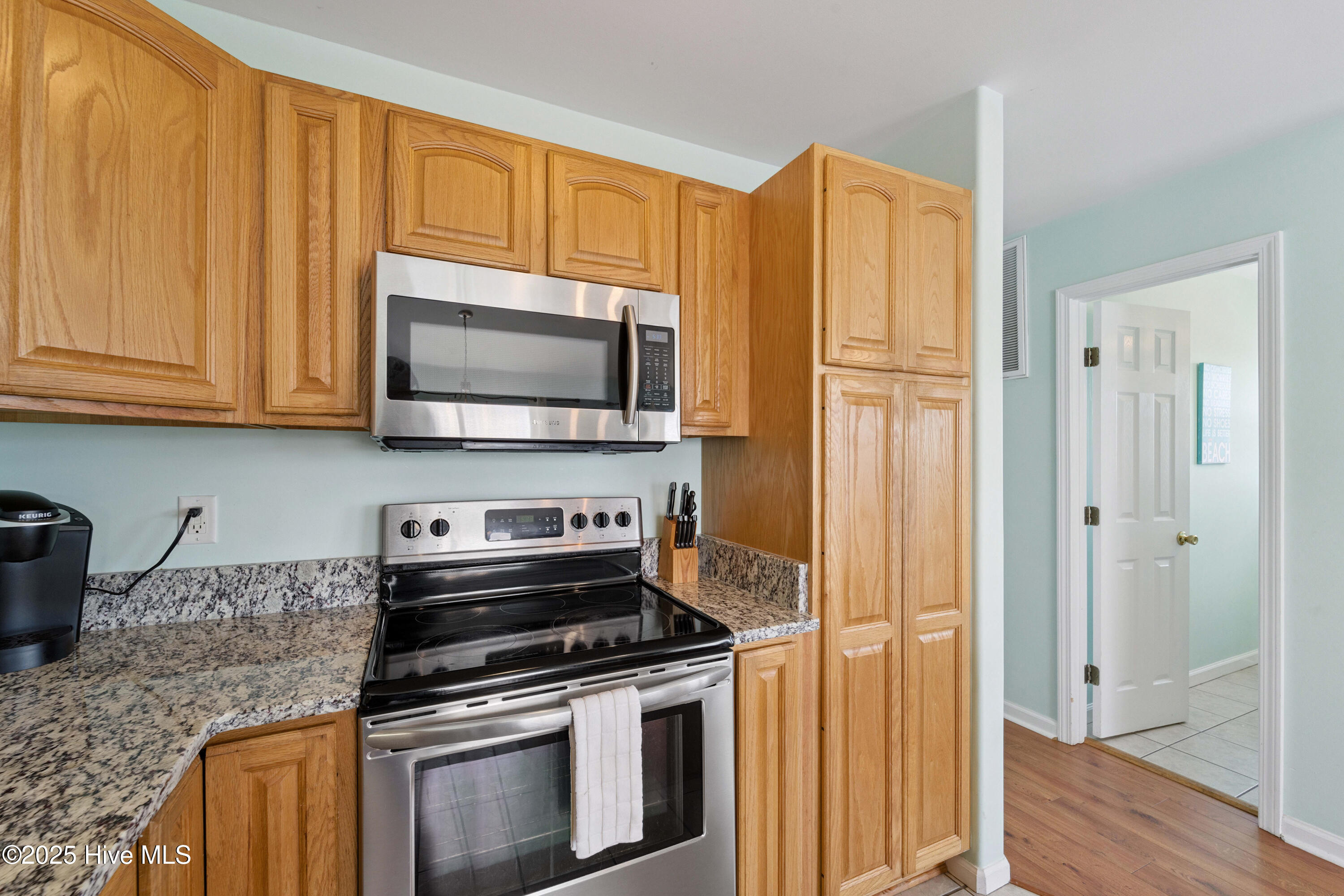 100556675 | Photo 109