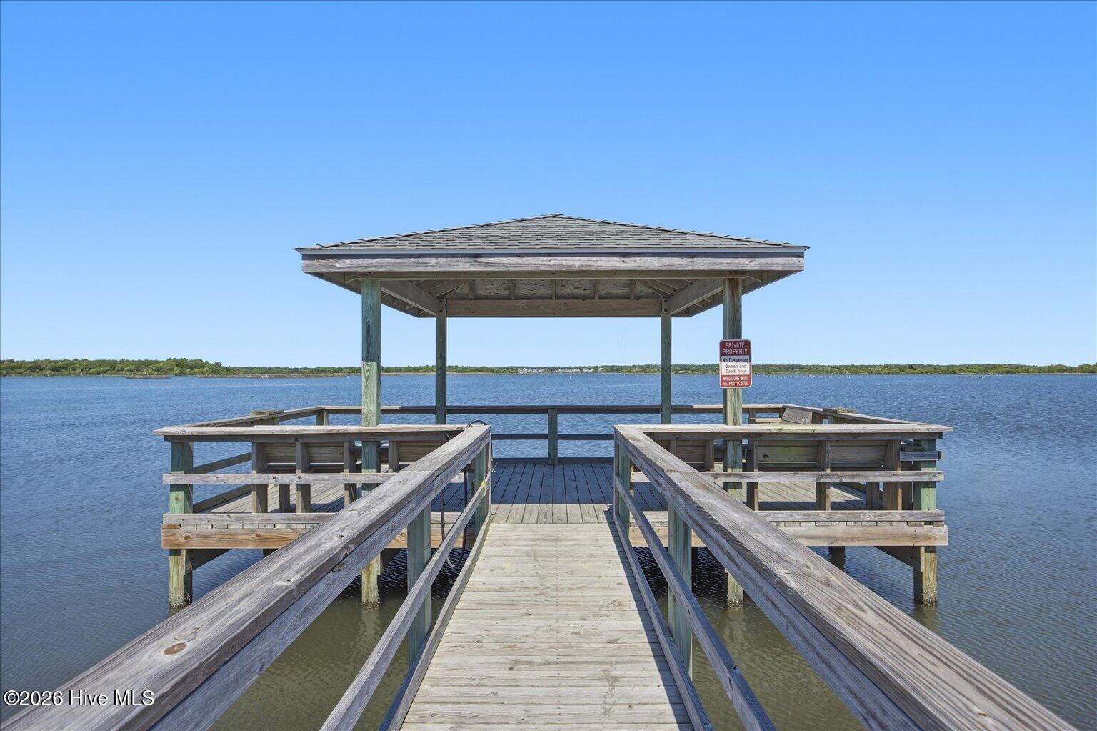 100570154 | Photo 37