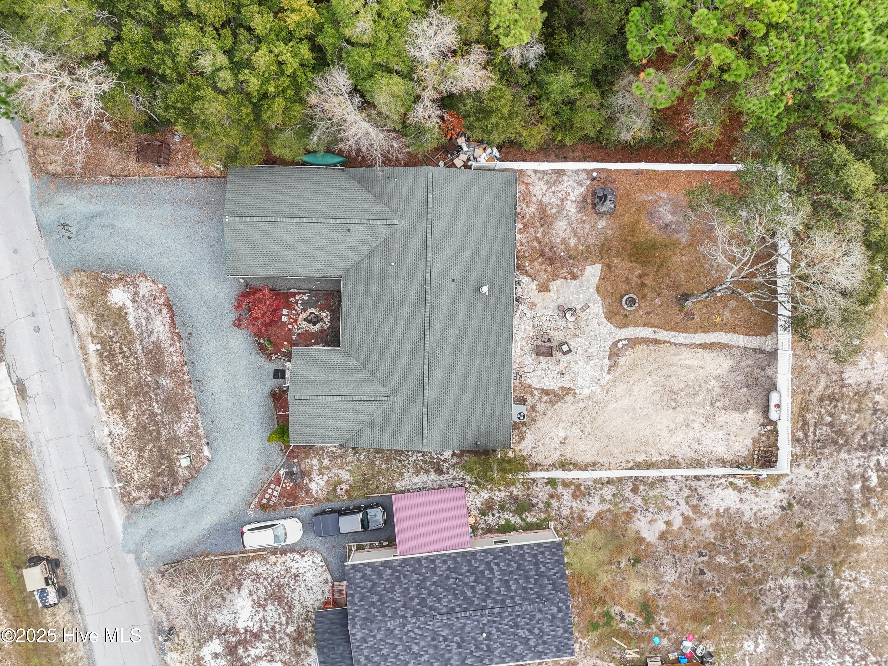 100542412 | Photo 43