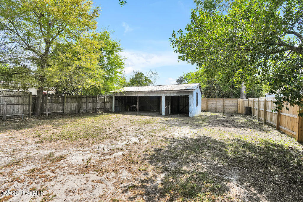 100566148 | Photo 33