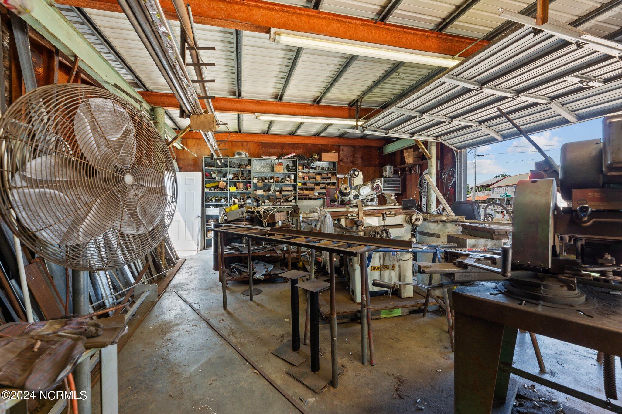 1054 E Main Street, Washington, NC, 27889