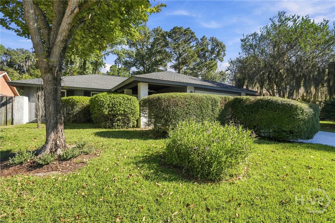 Photo 2 of Single family home for sale at 10 Chantilly Ct, Savannah, GA 31419 | MLS# SA367230 | Listing updated on 2026-10-29
