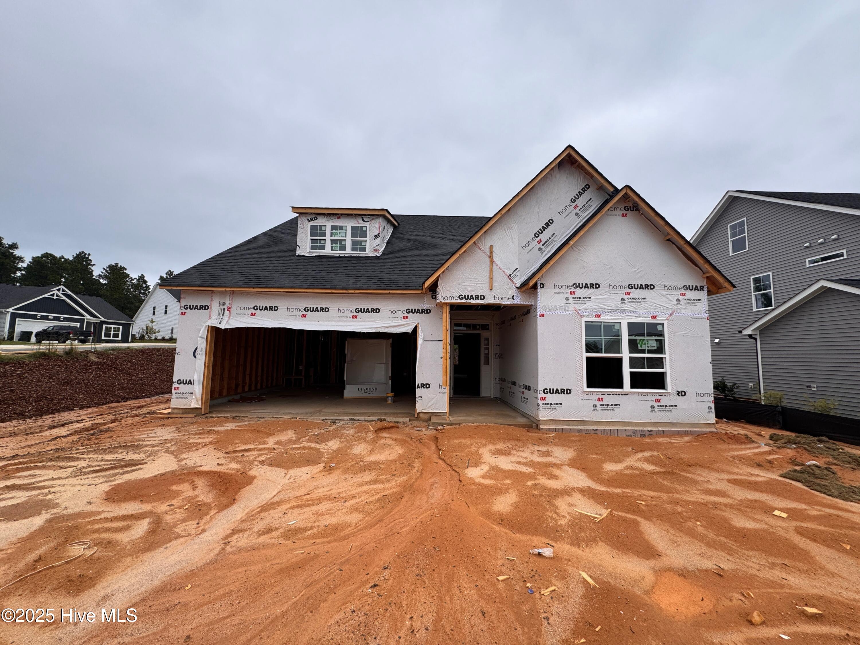 09f6b253-a985-4cec-8e4f-a3e1ebda3dda