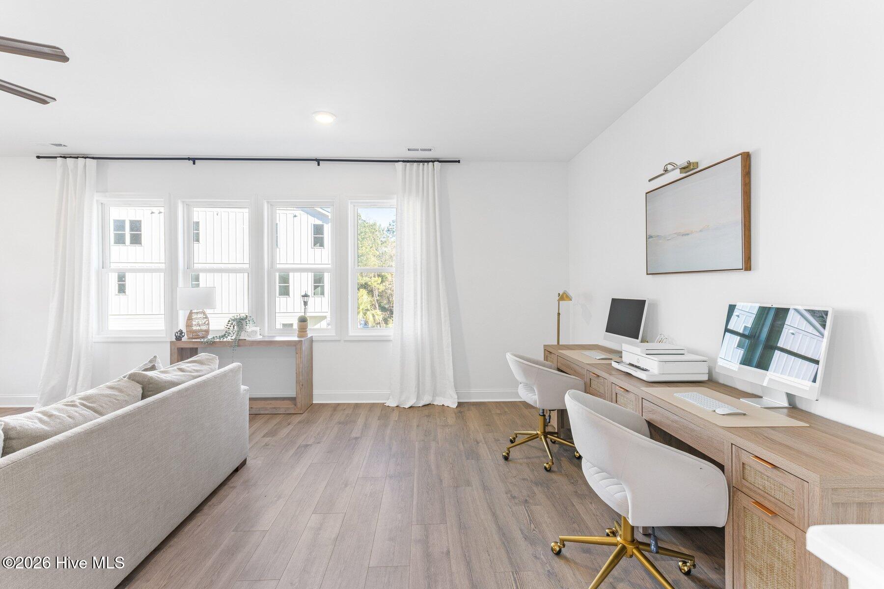 100547333 | Photo 14