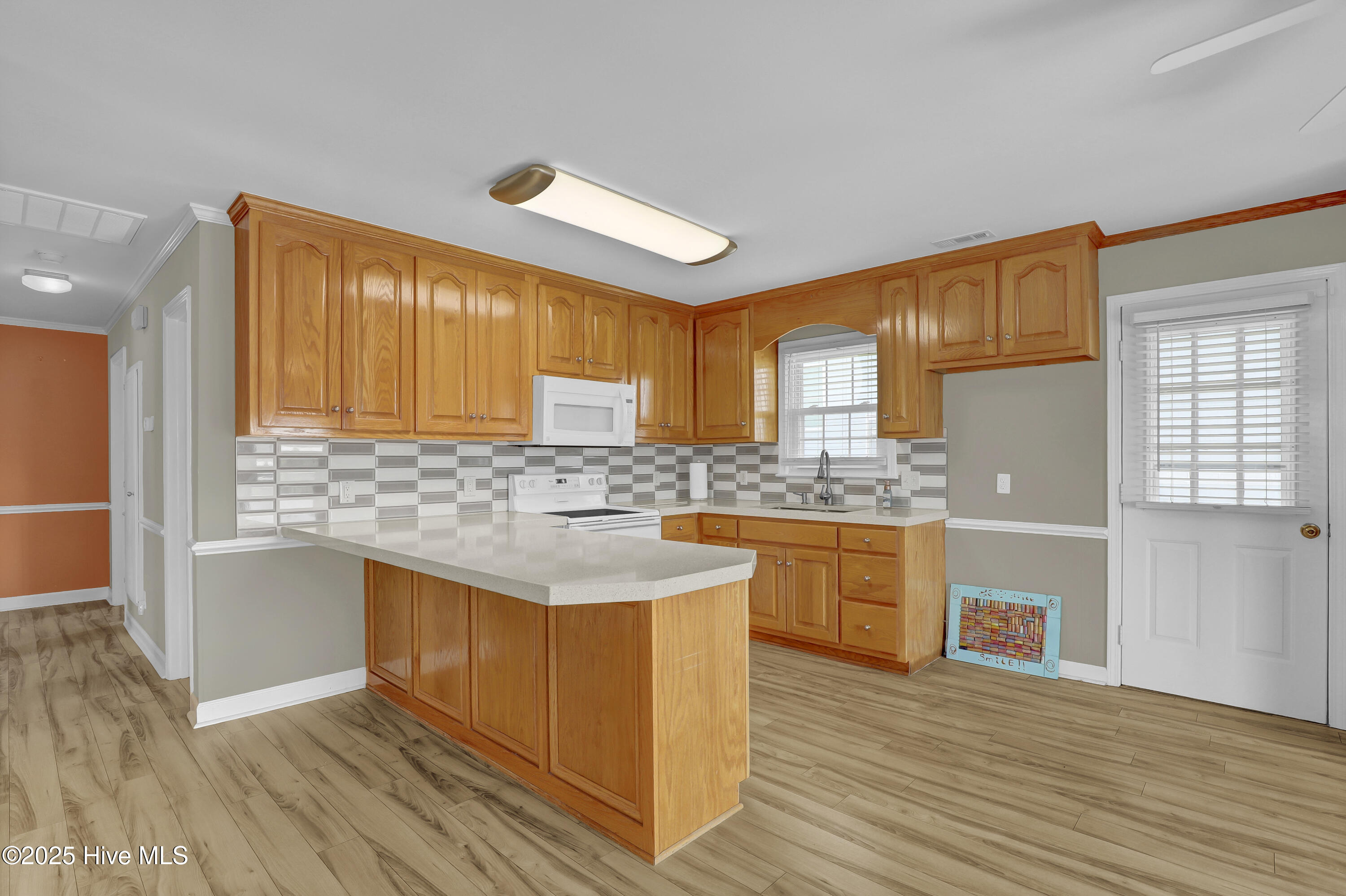 100517491 | Photo 28