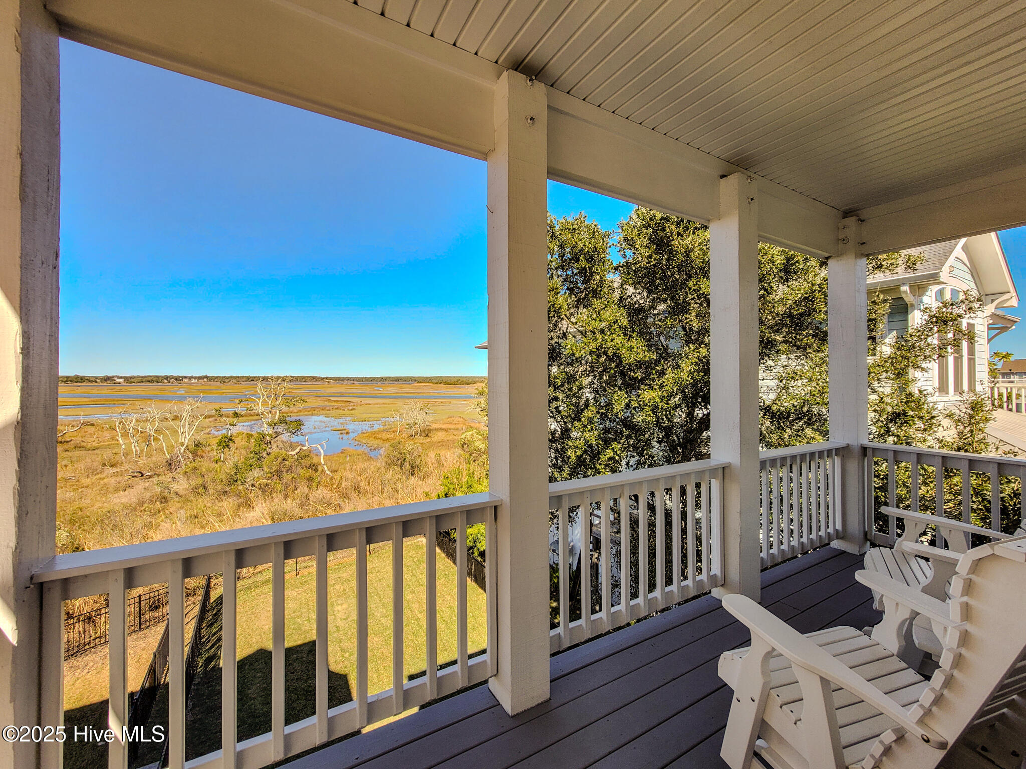 100538733 | Photo 30