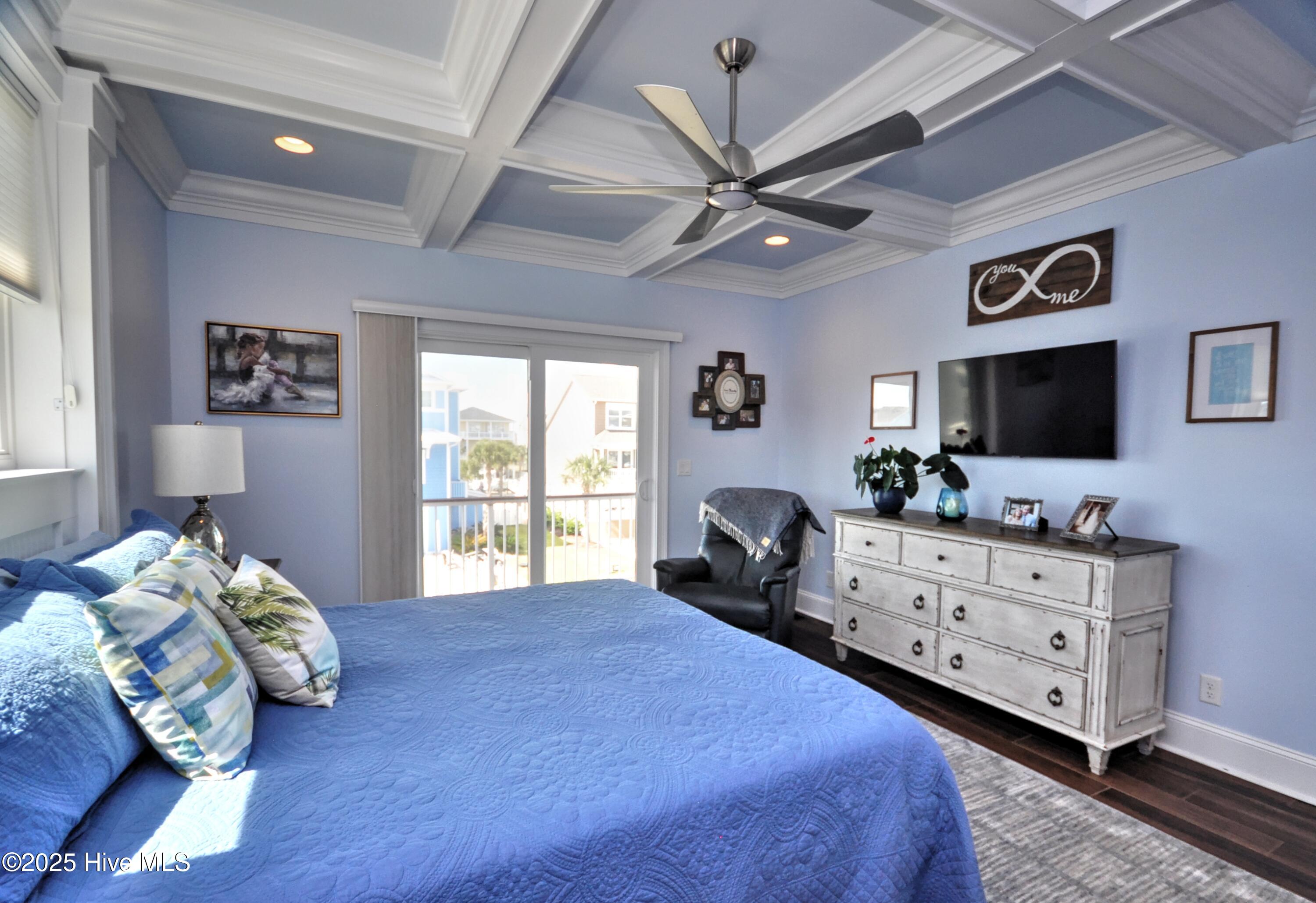 100533074 | Photo 40