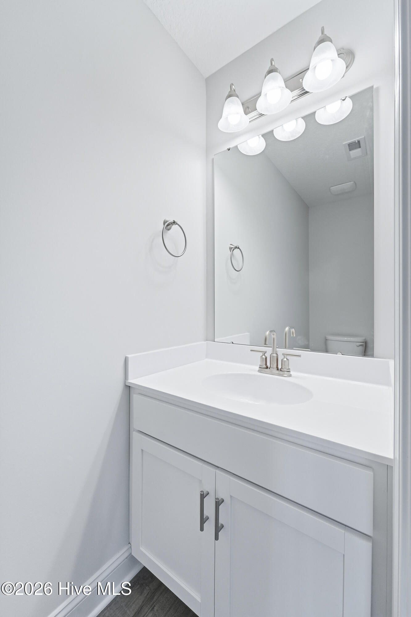 100519868 | Photo 13