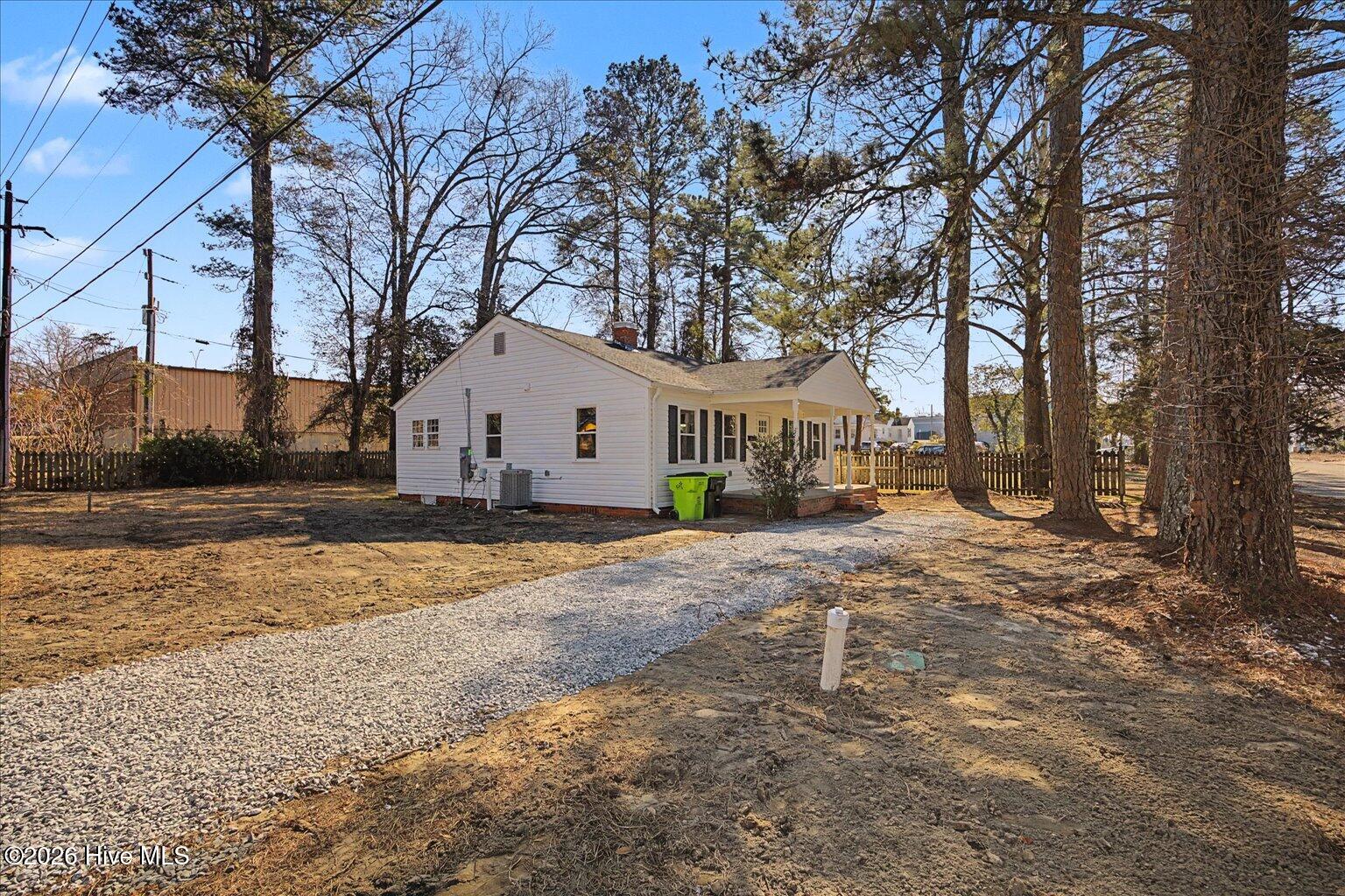 100554181 | Photo 46