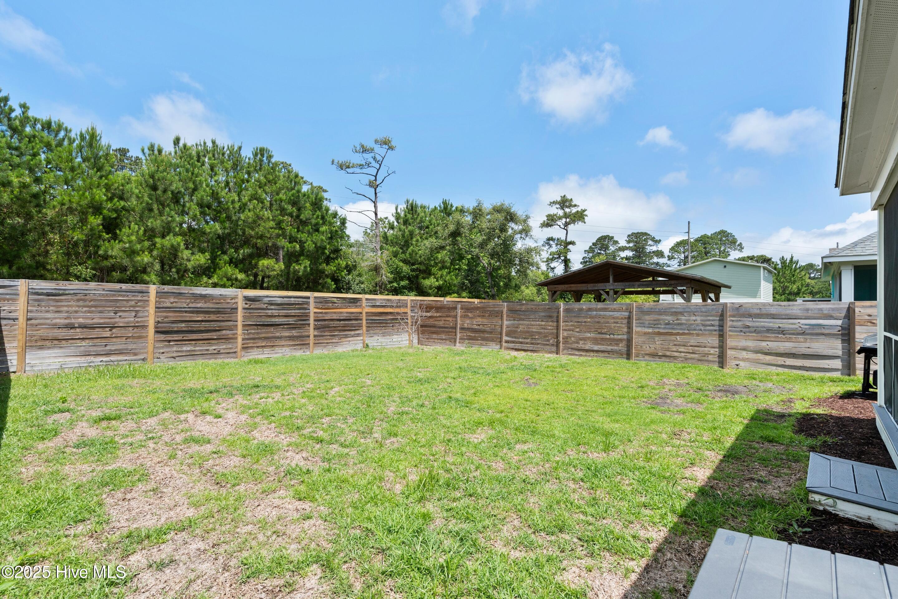 100567642 | Photo 52